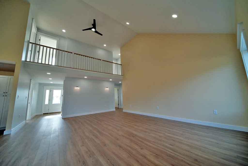 15 Lilac Lane, Houlton, ME, 04730