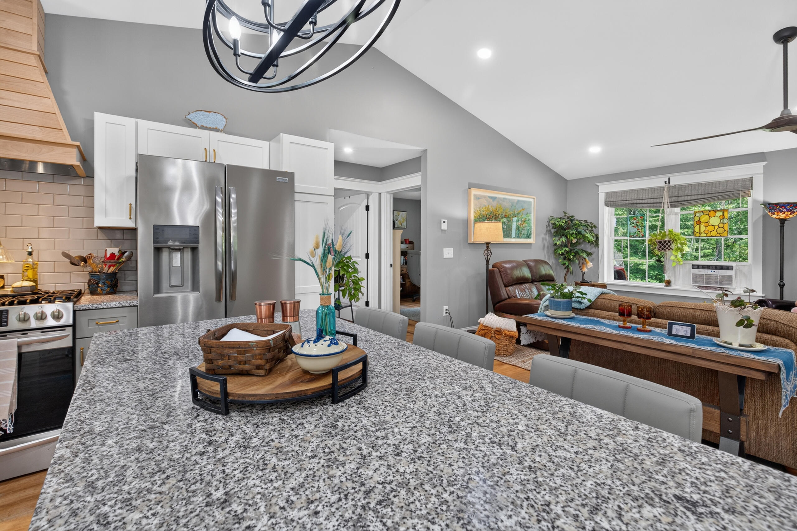 520 Bog Road, Hermon, ME 04401 10-print-_MG_3991