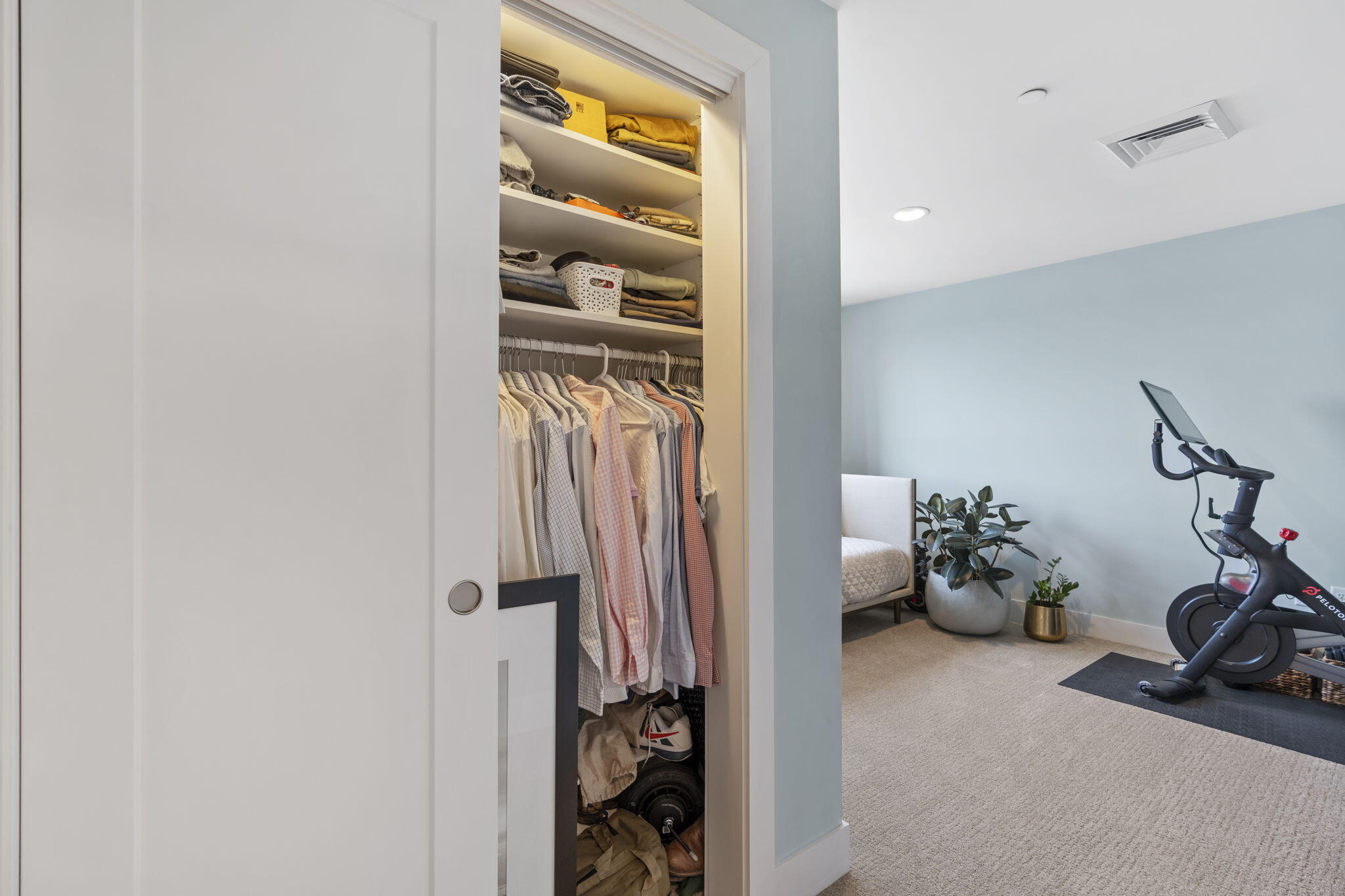 25 High Street 401
