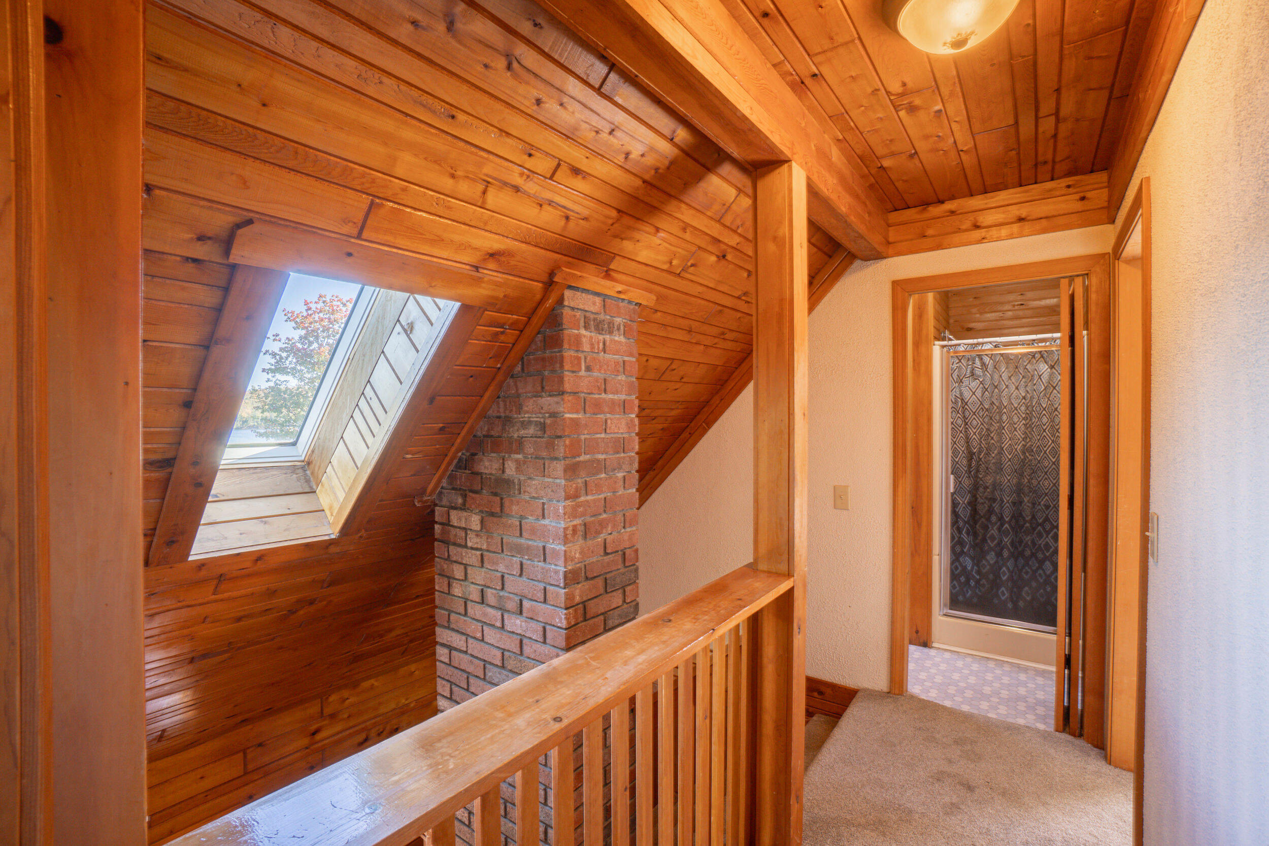 24 Autumn Lane, Lincoln, ME, 04457