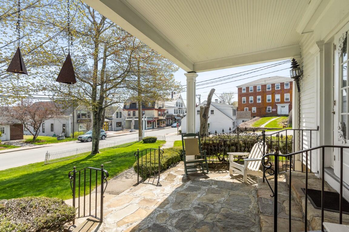 34 Townsend Avenue, Boothbay Harbor, ME, 04538