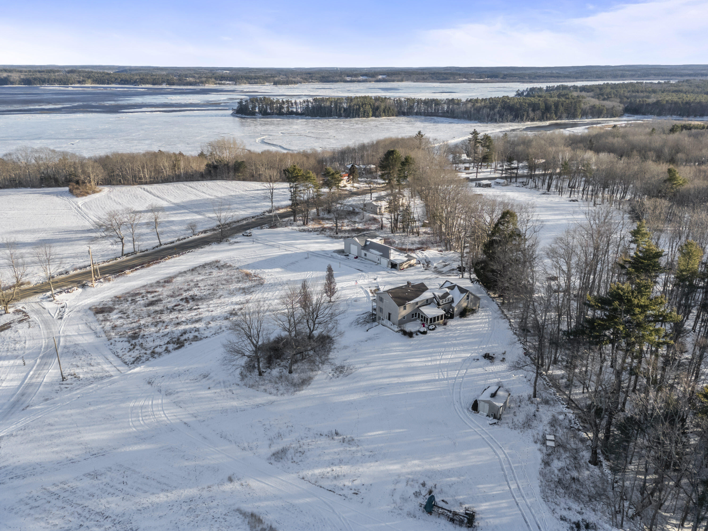 467 Bay Road, Bowdoinham, ME, 04008