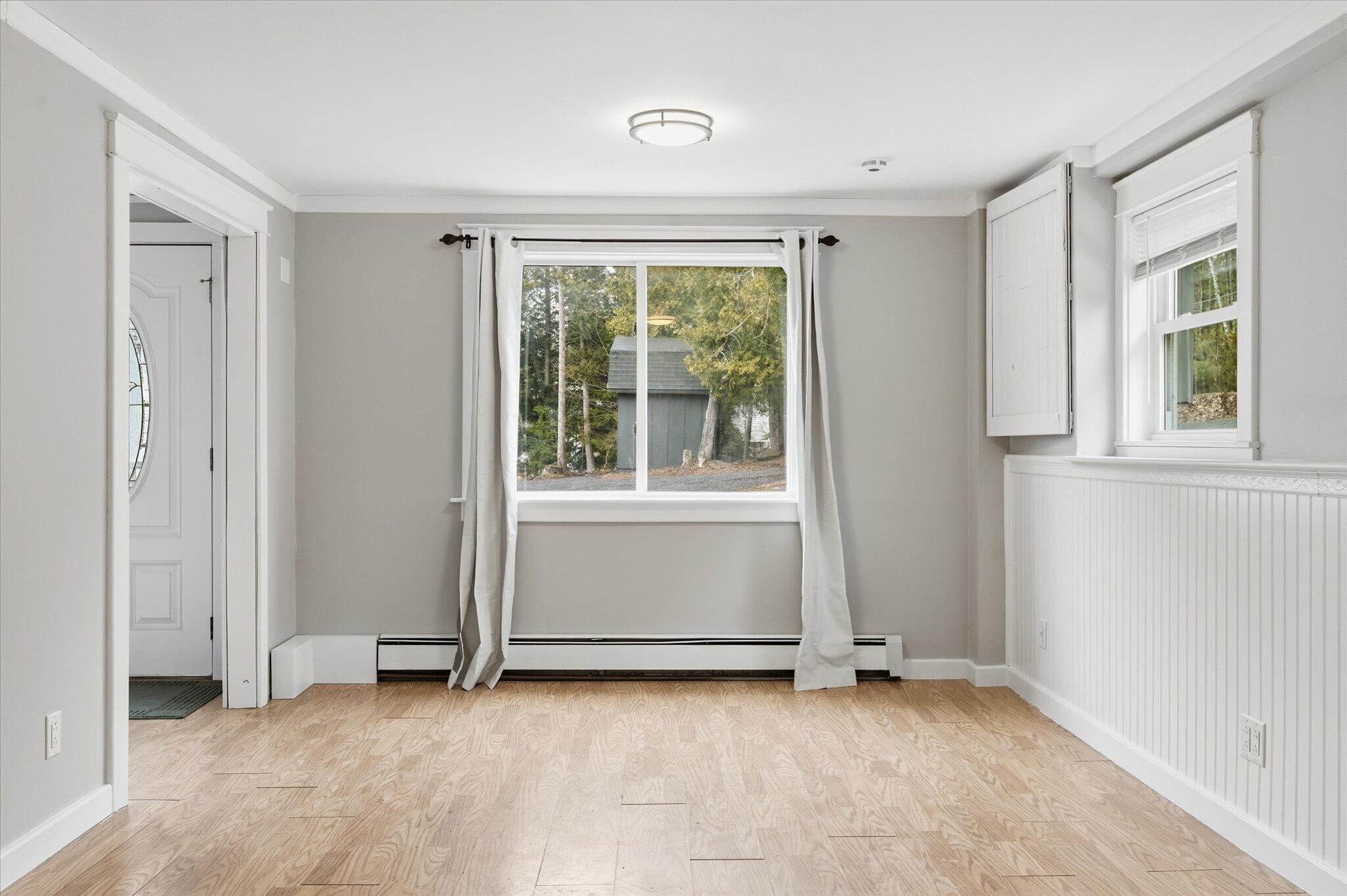 32 Charles Drive, Holden, ME, 04429