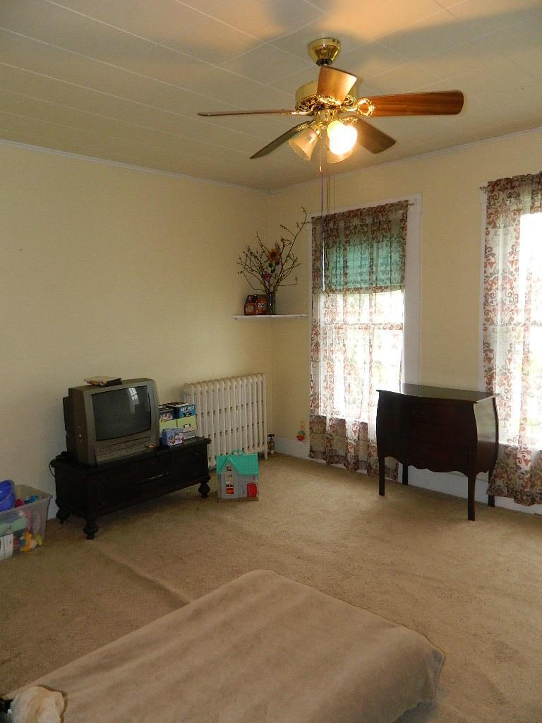 186 Main Street, West Paris, ME, 04289-5162