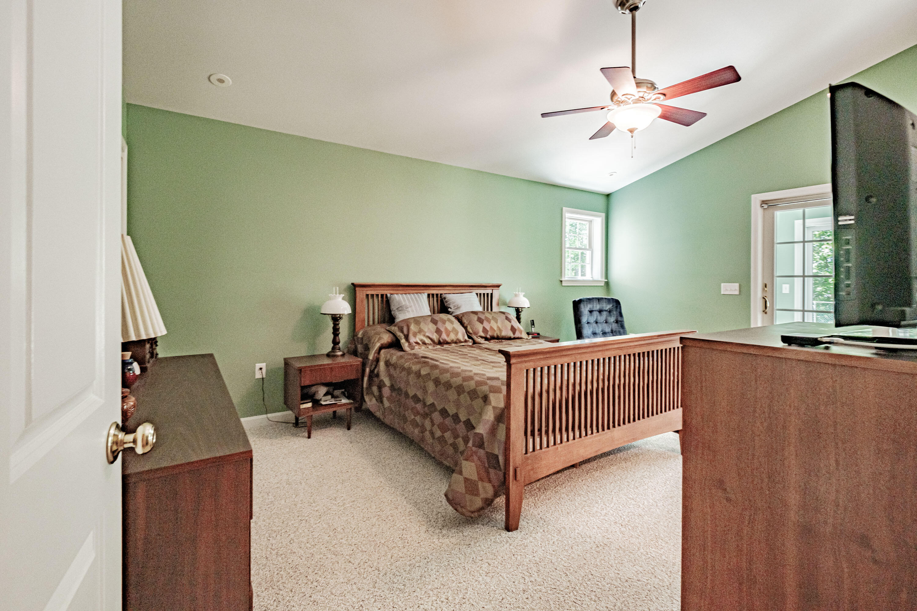 30 Kevin Heights, Paris, ME, 04281-1304