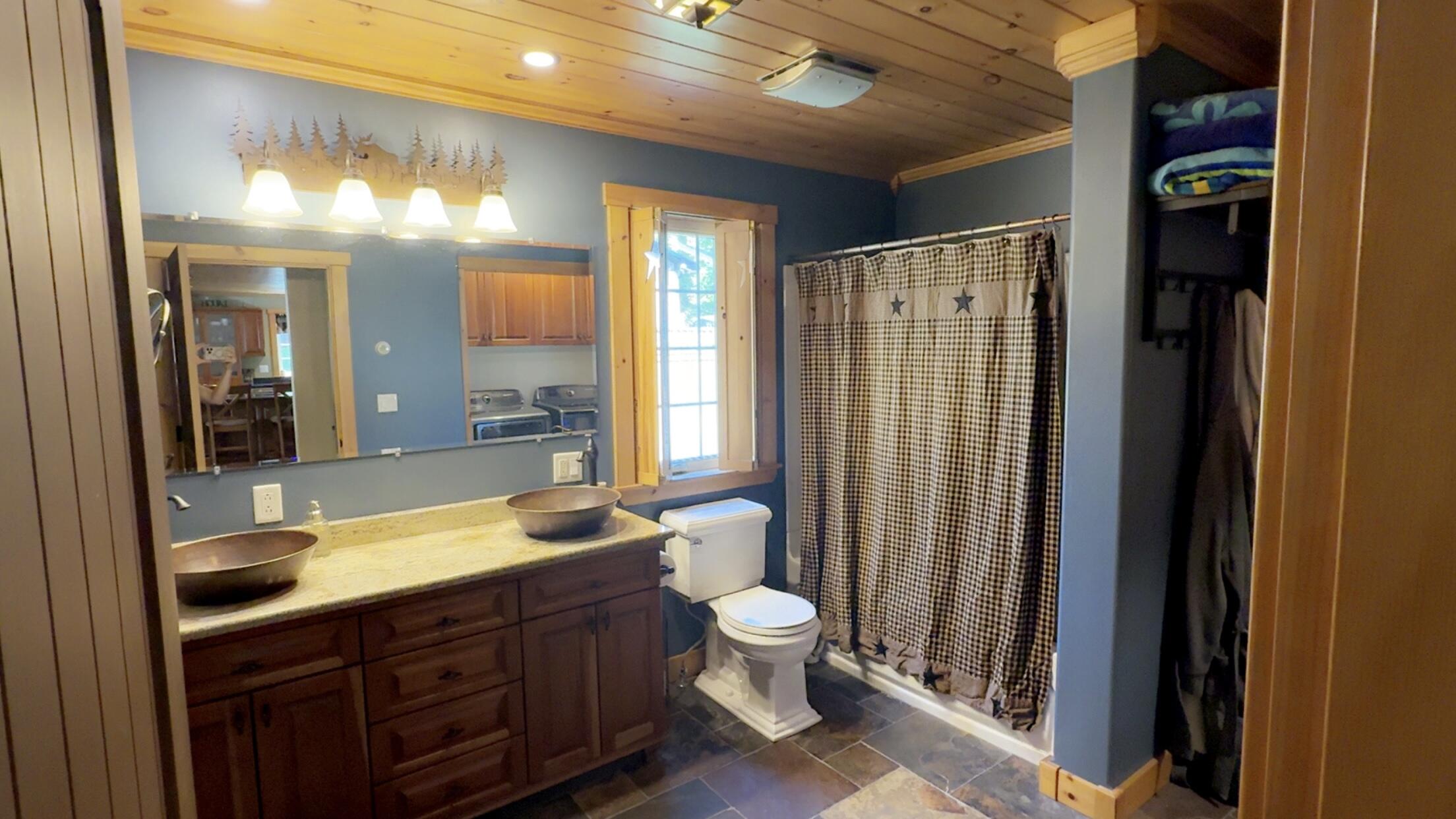 446 E Van Buren Cove Road, T17 R3 Wels, ME 04785 IMG_6508
