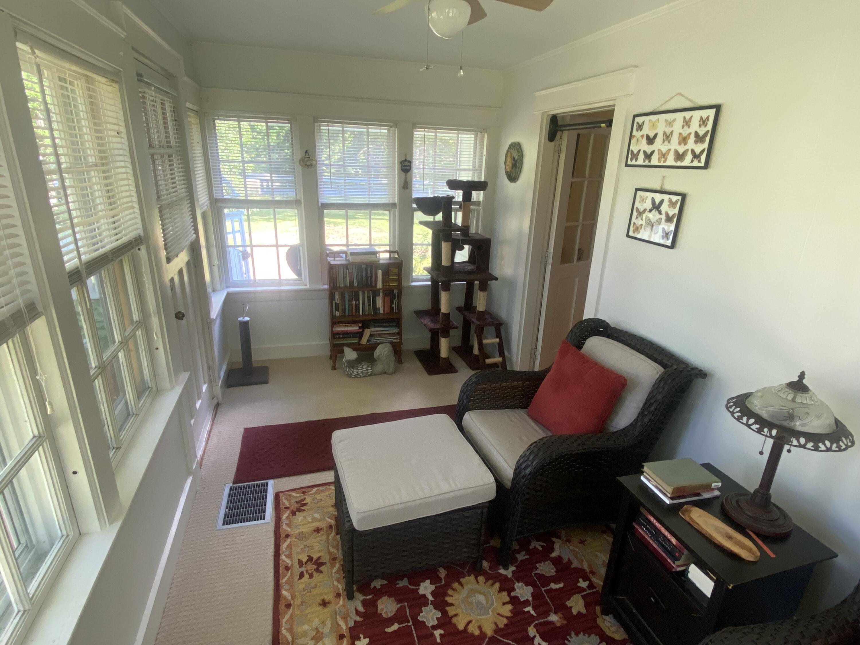 316 Canaan Road, Skowhegan, ME 04976 17 Sun Porch