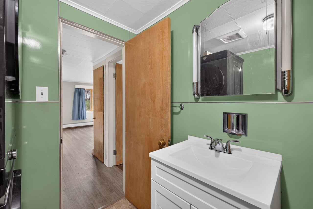 7 Bateman Street, Sanford, ME 04073 3G0A0307