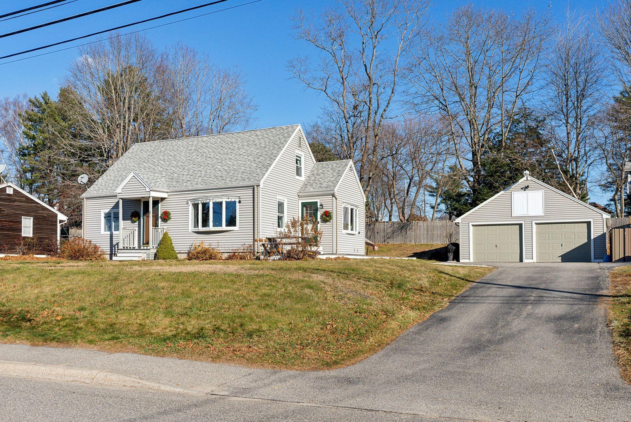 81 Maple Avenue