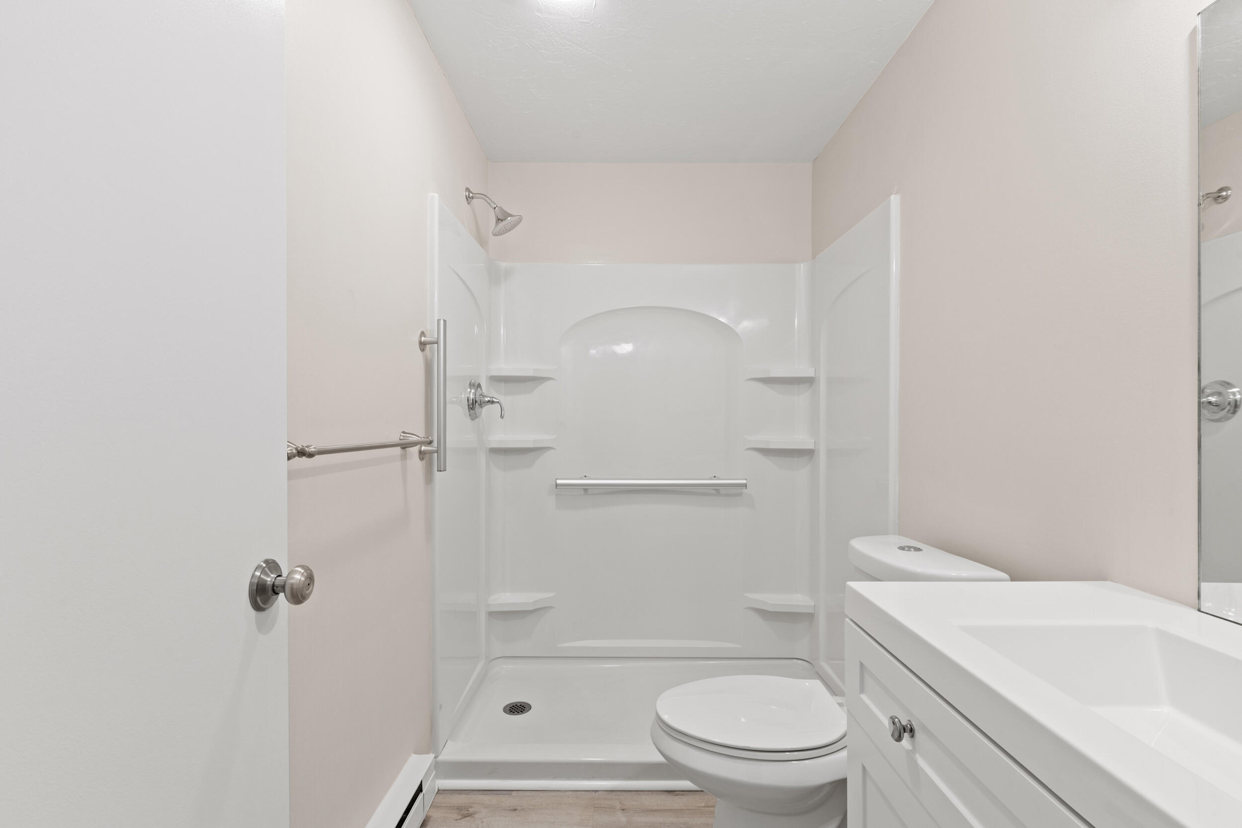 19 Stratton Road, #19, Scarborough, ME 04074 Bathroom #2