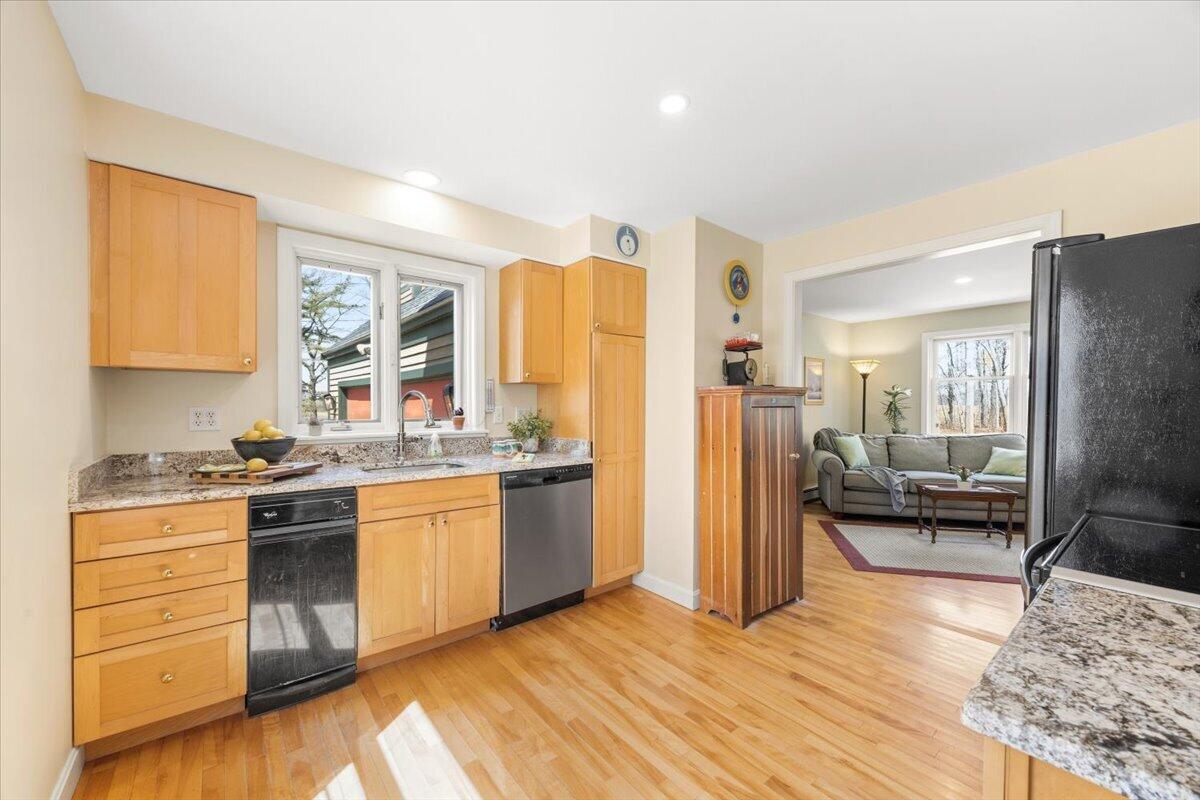 104 Winnocks Neck Road, Scarborough, ME, 04074