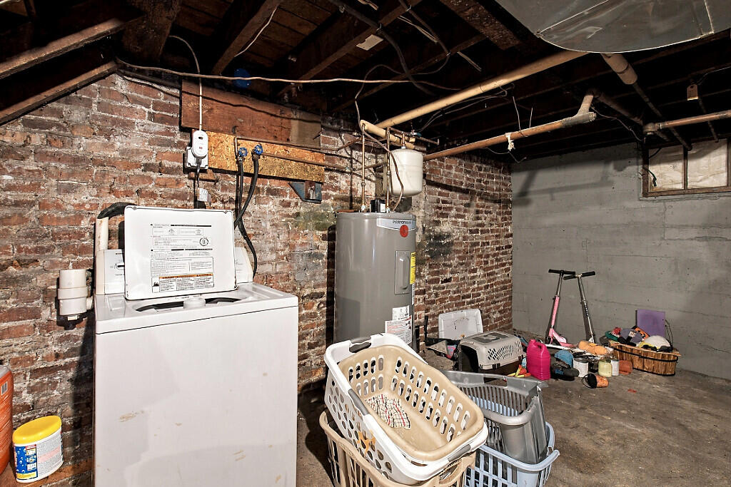 12 & 14 Boothby Street, Waterville, ME 04901 43_BP5A5464_DxO_mls