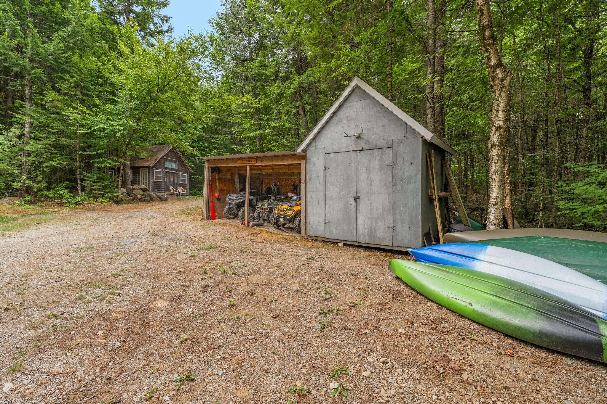 28-web-or-mls-687-e-madasgascal-pond-rd