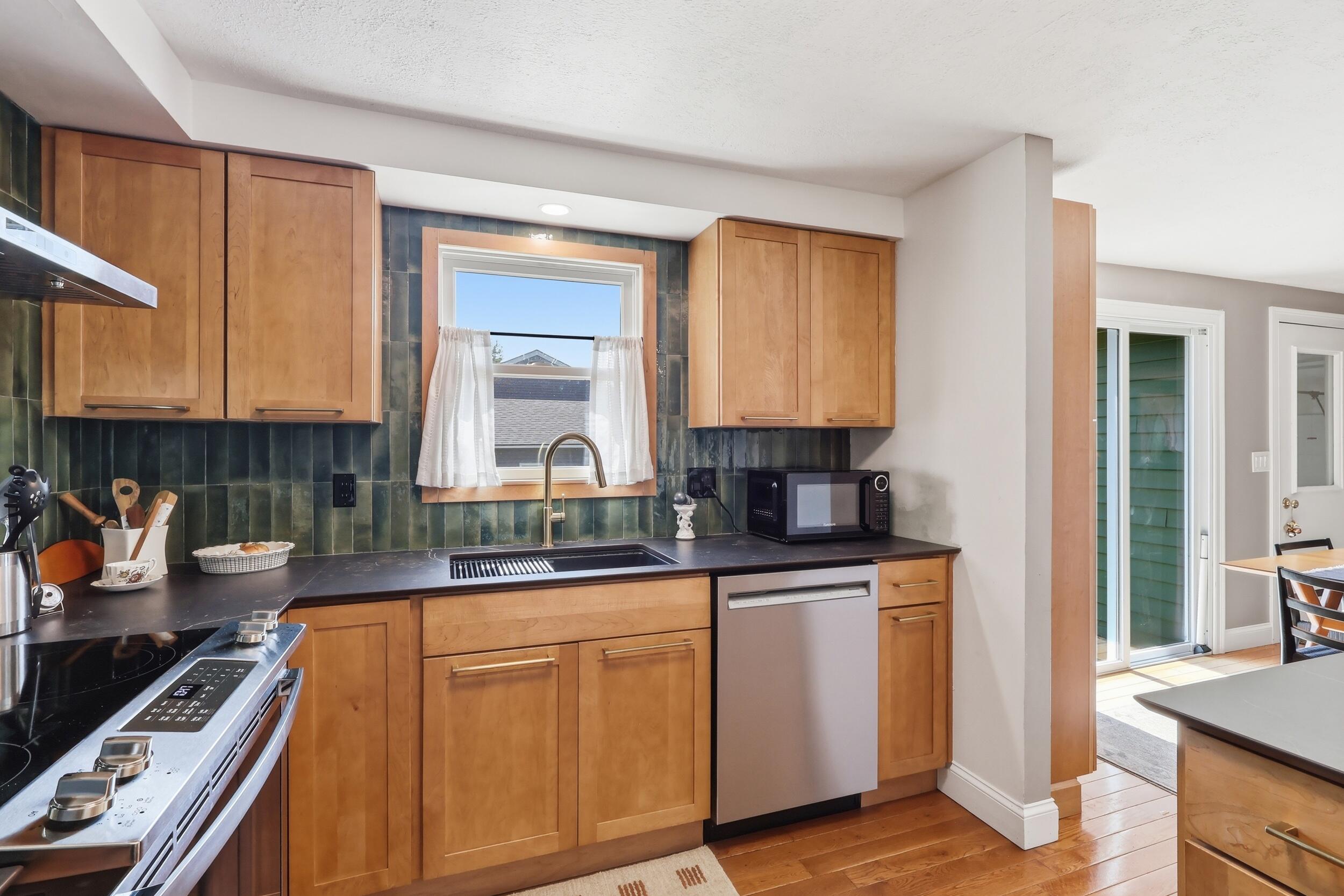 165 West Street, Biddeford, ME 04005 20_breauxmediaco_019