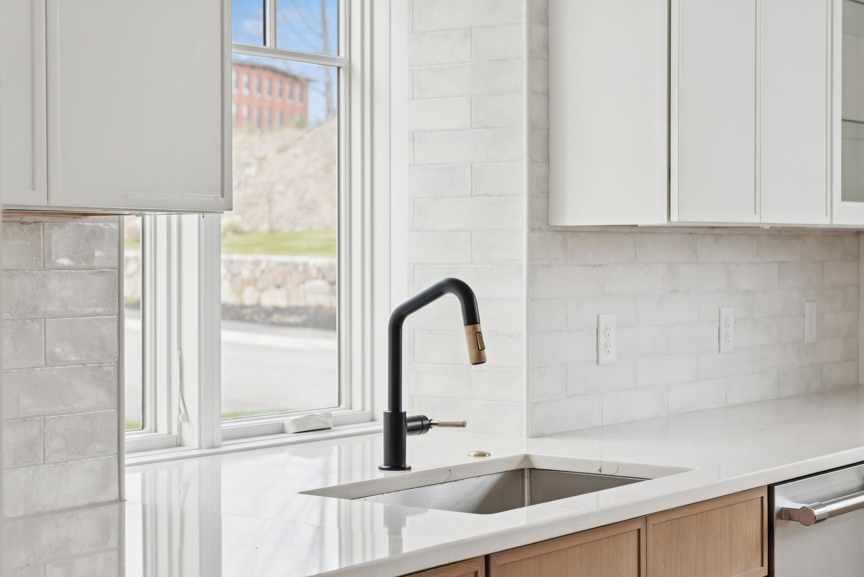 7 Isle Ave Avenue UNIT 101, Saco, ME, 04072