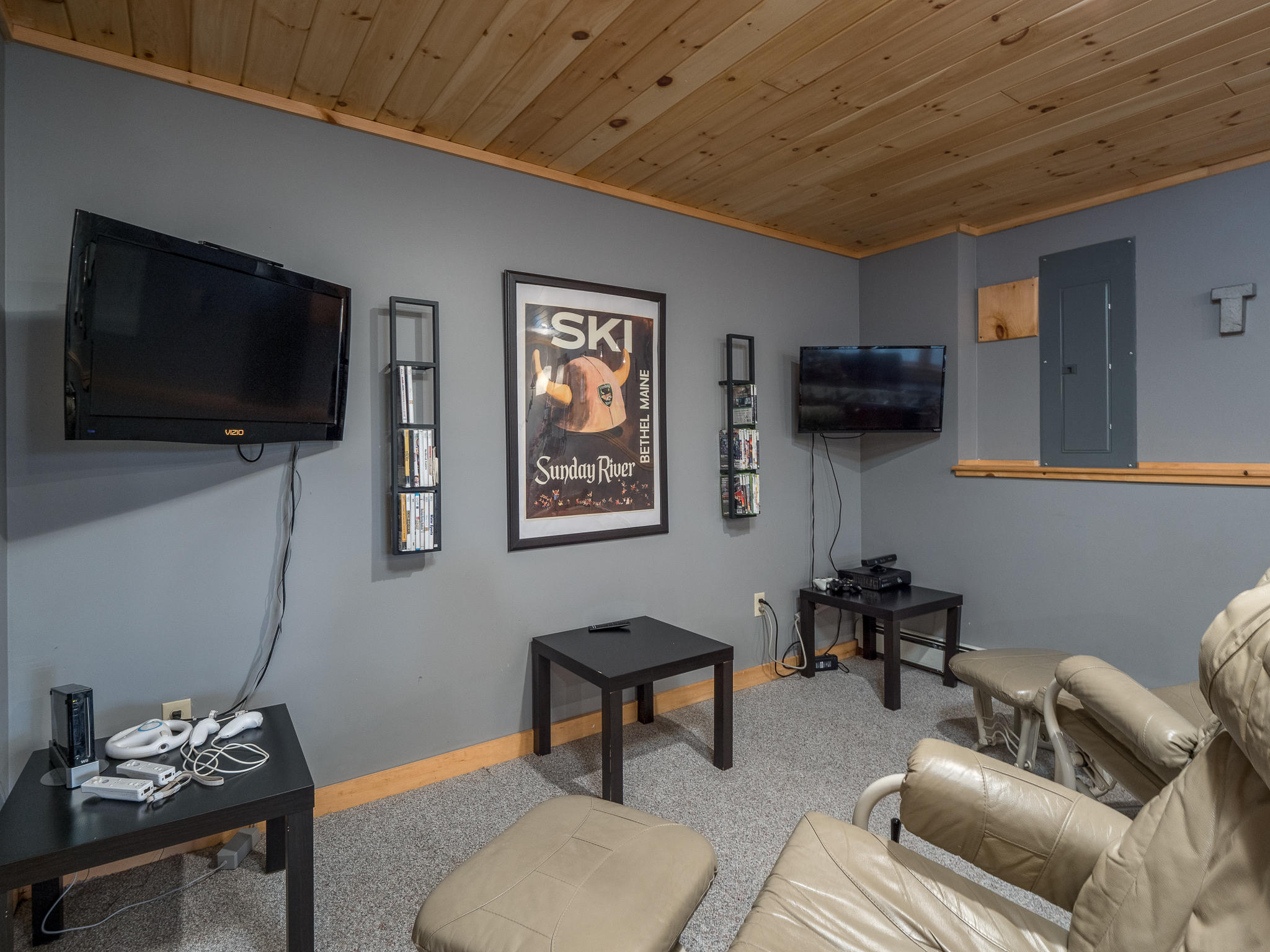 84 Valley View Drive, Newry, ME, 04261