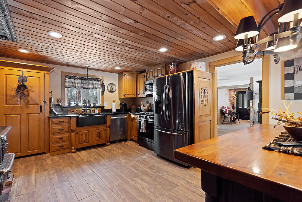 13 Cooper Road, Chesterville, ME, 04938