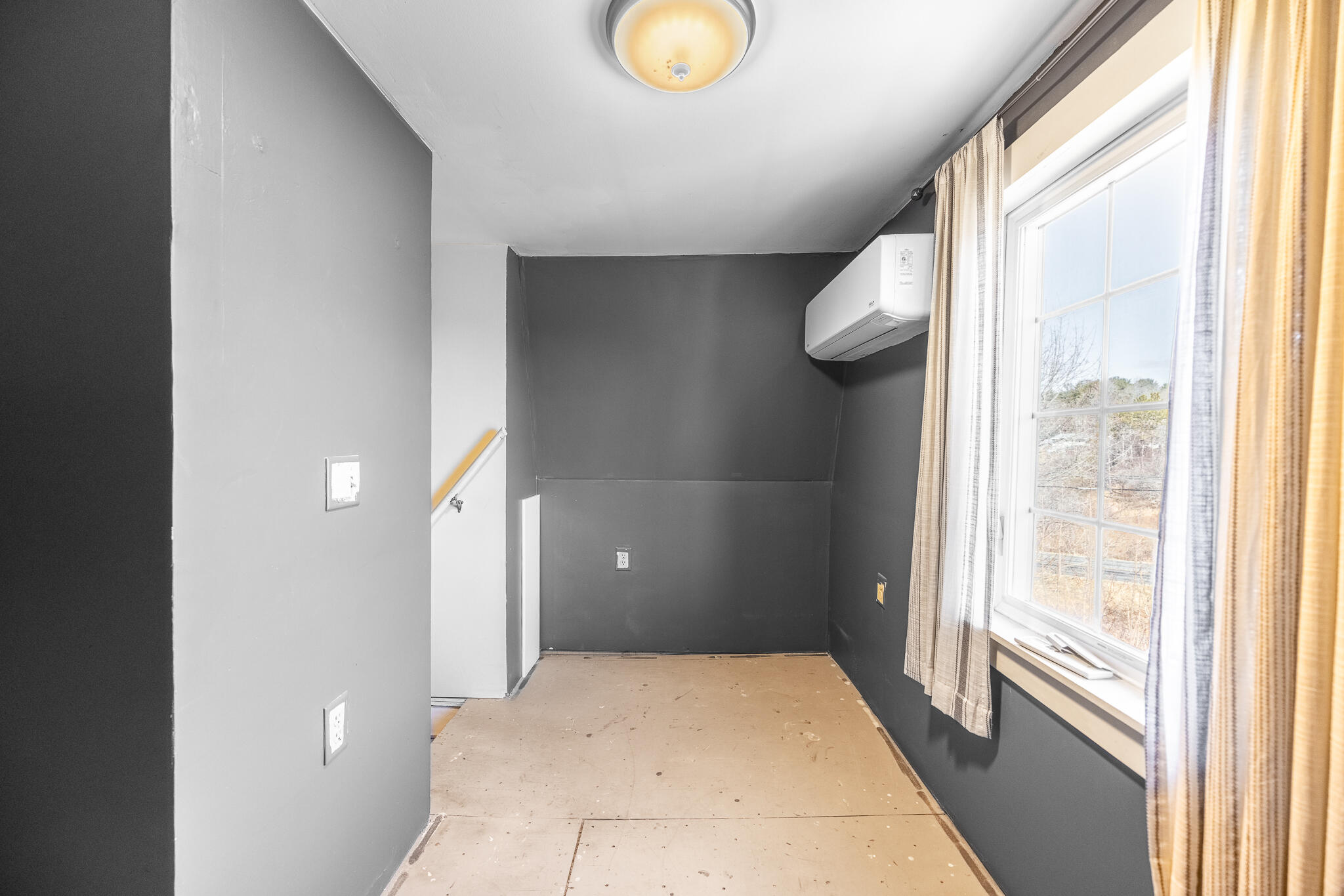 36 Northern Avenue, Hampden, ME, 04444