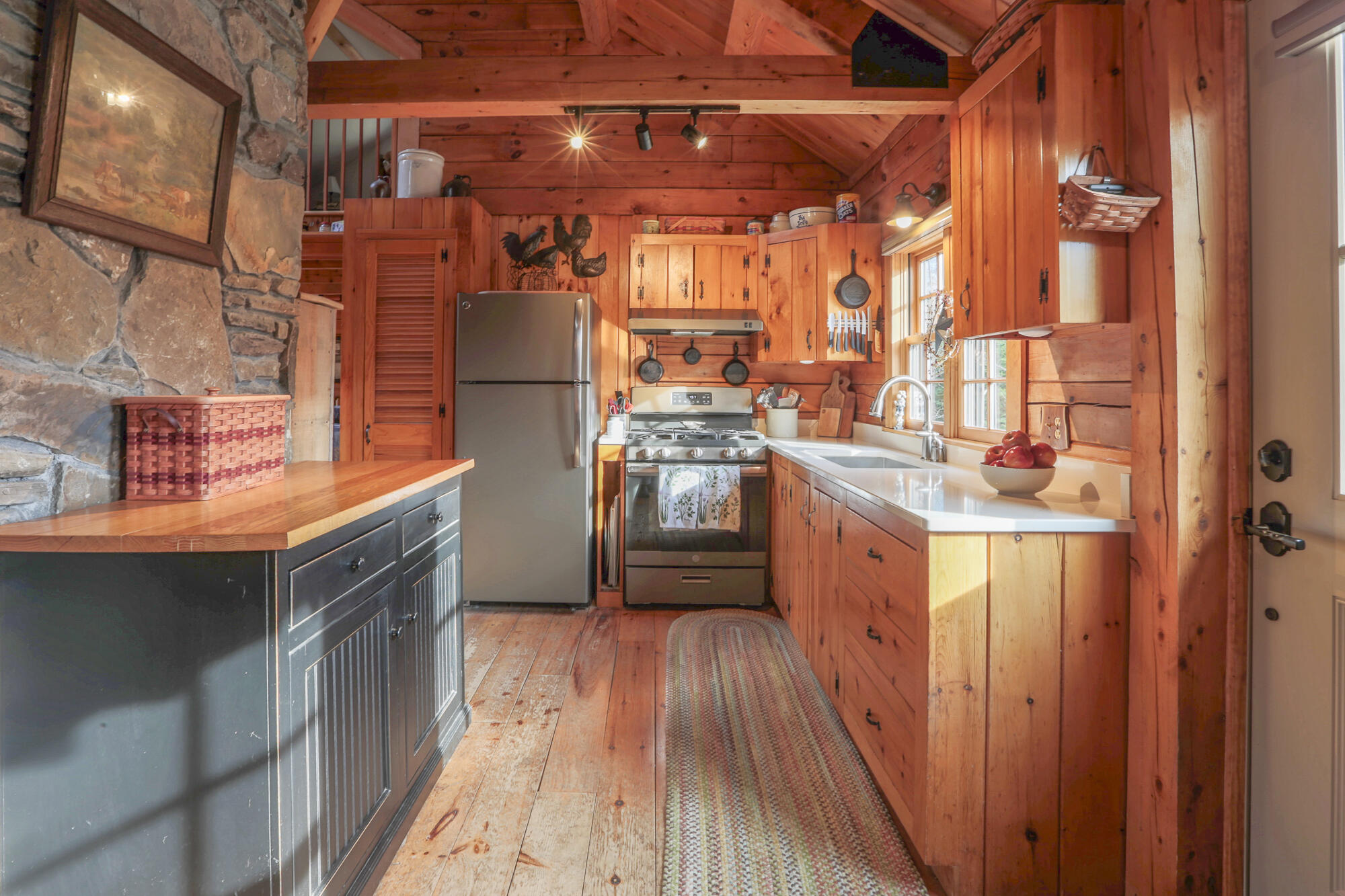 196 Woodmans Mill Road, Searsmont, ME, 04973