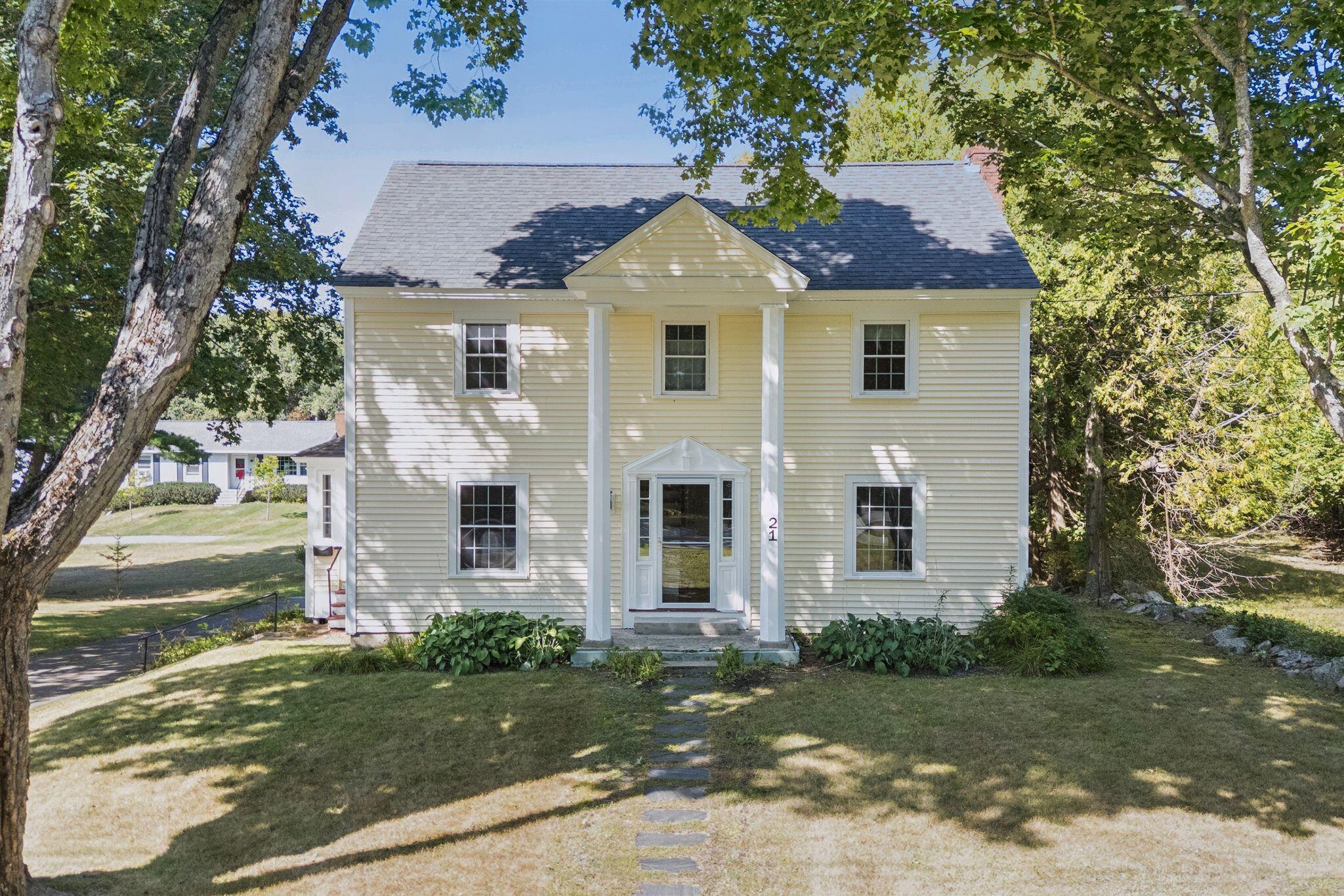 Photo of 21 High Street Hallowell ME 04347