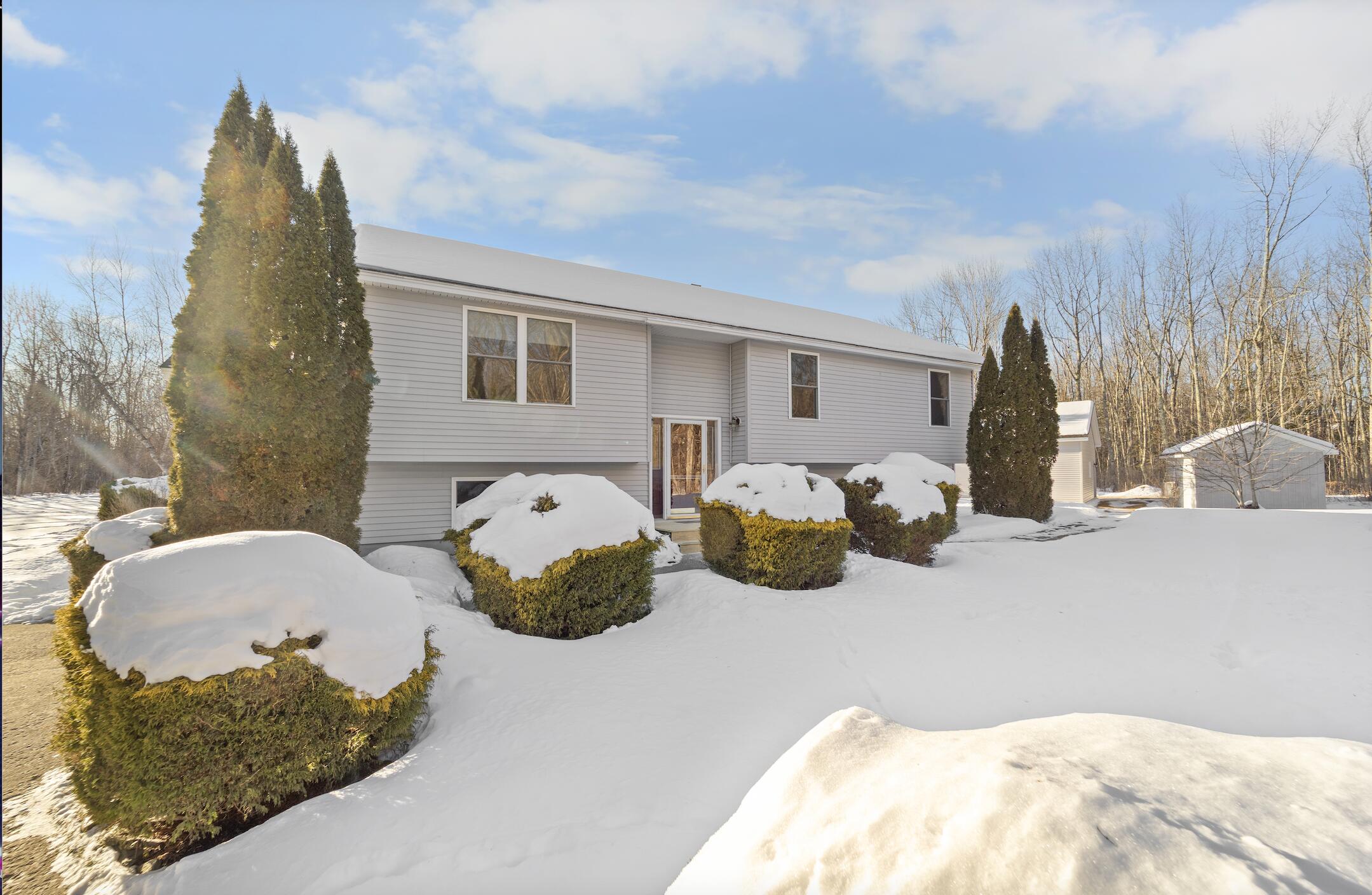 50 Emerald Drive, Hampden, ME, 04444