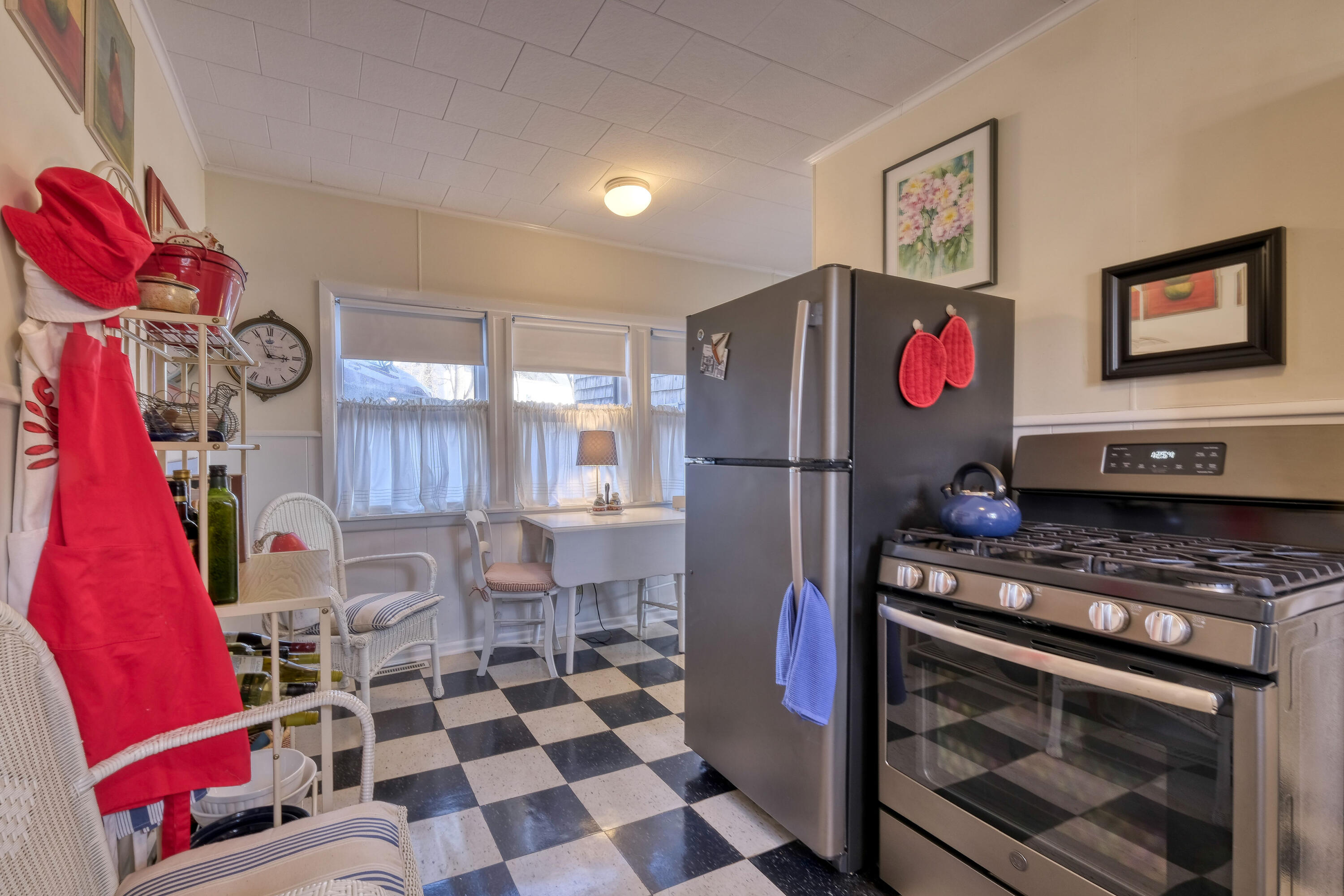 60 Main Street UNIT 1, Stonington, ME, 04681