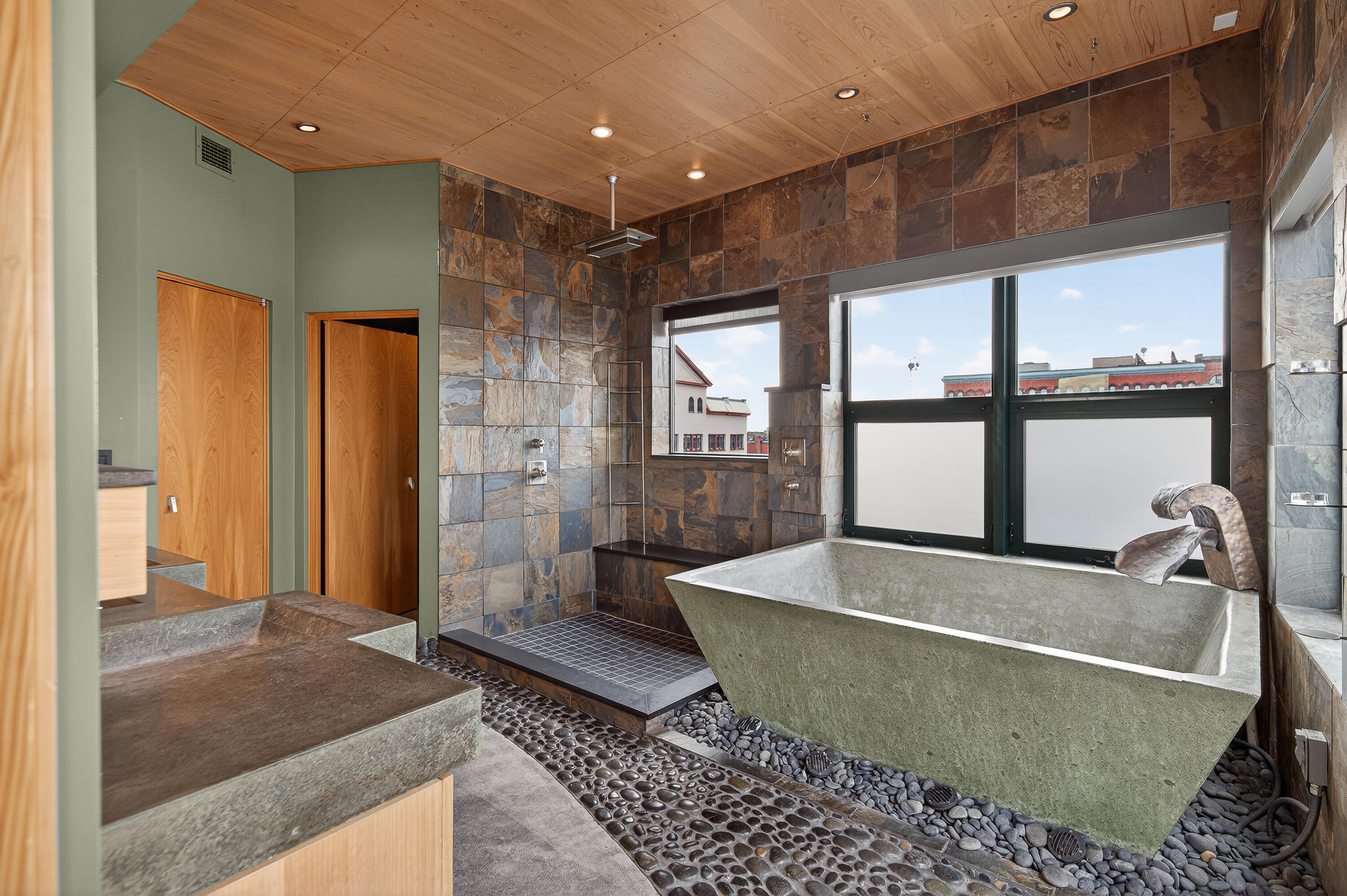 547 Congress Street UNIT PH6, Portland, ME, 04101