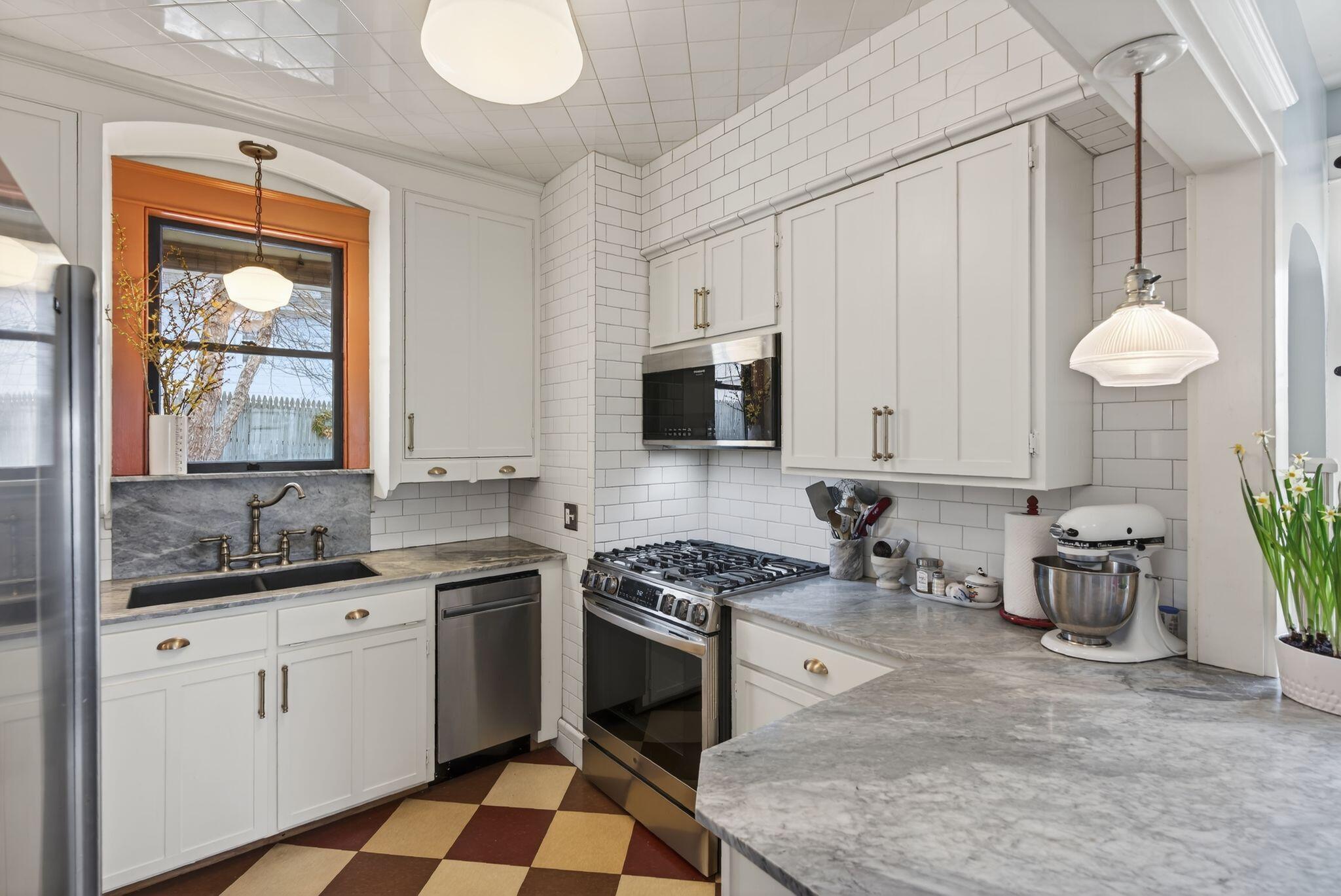 121 Sixth Street, Auburn, ME, 04210