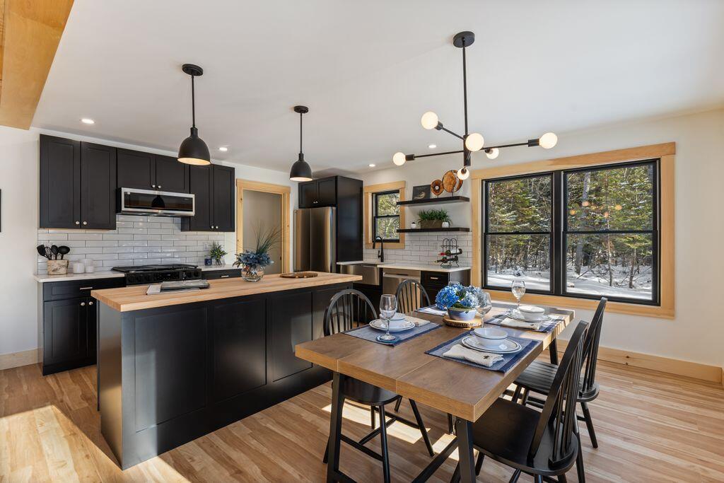 62 East Point Way, Norway, ME, 04268