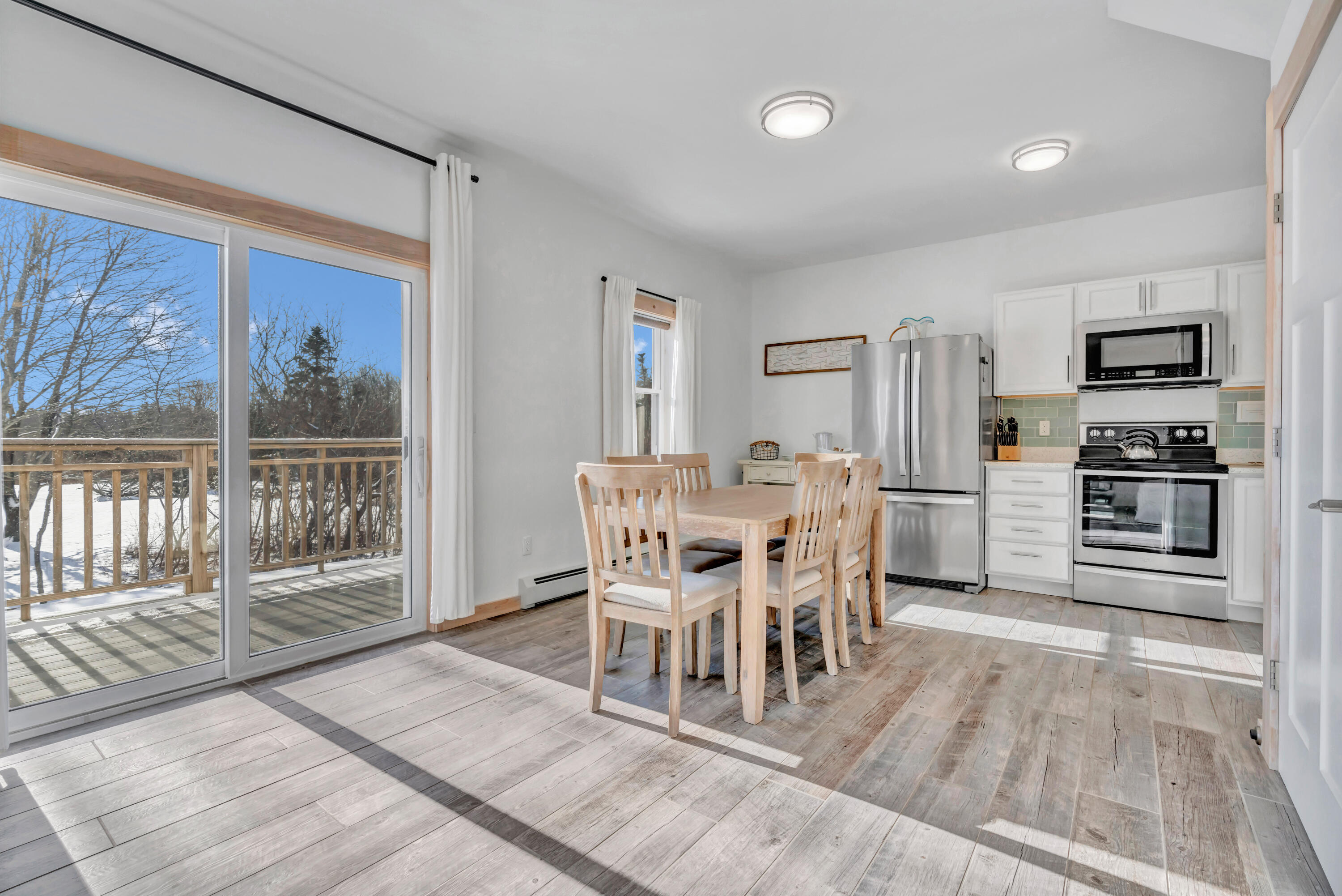 19 Crescent Beach Road, Owls Head, ME, 04854