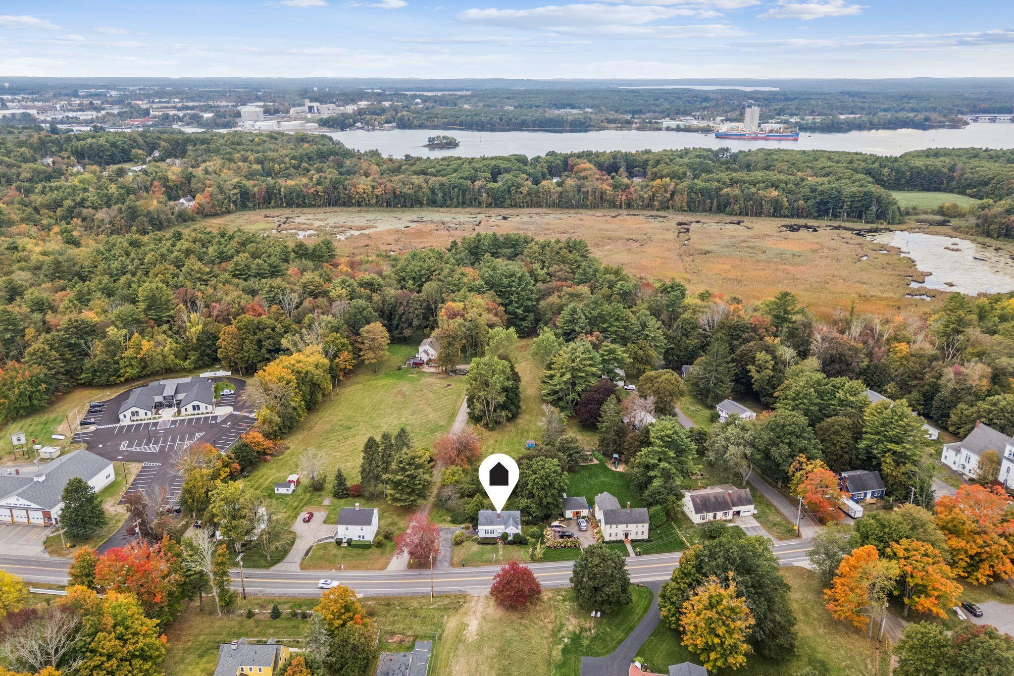 Photo of 1341 State Road Eliot ME 03903