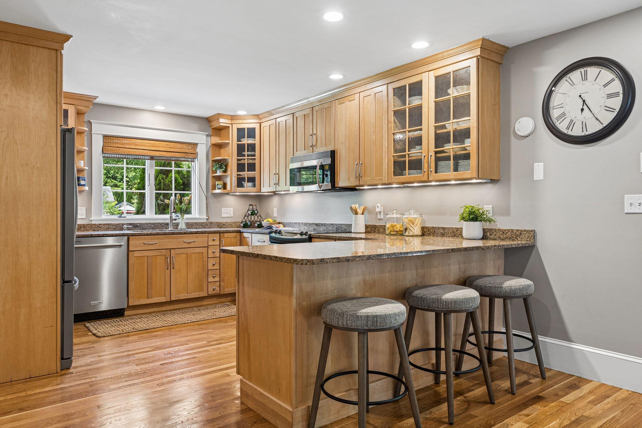 43 Pennsylvania Avenue, South Portland, ME 04106 Designed for both everyday living and entertaining. Breakfast counter provides additional seating.
