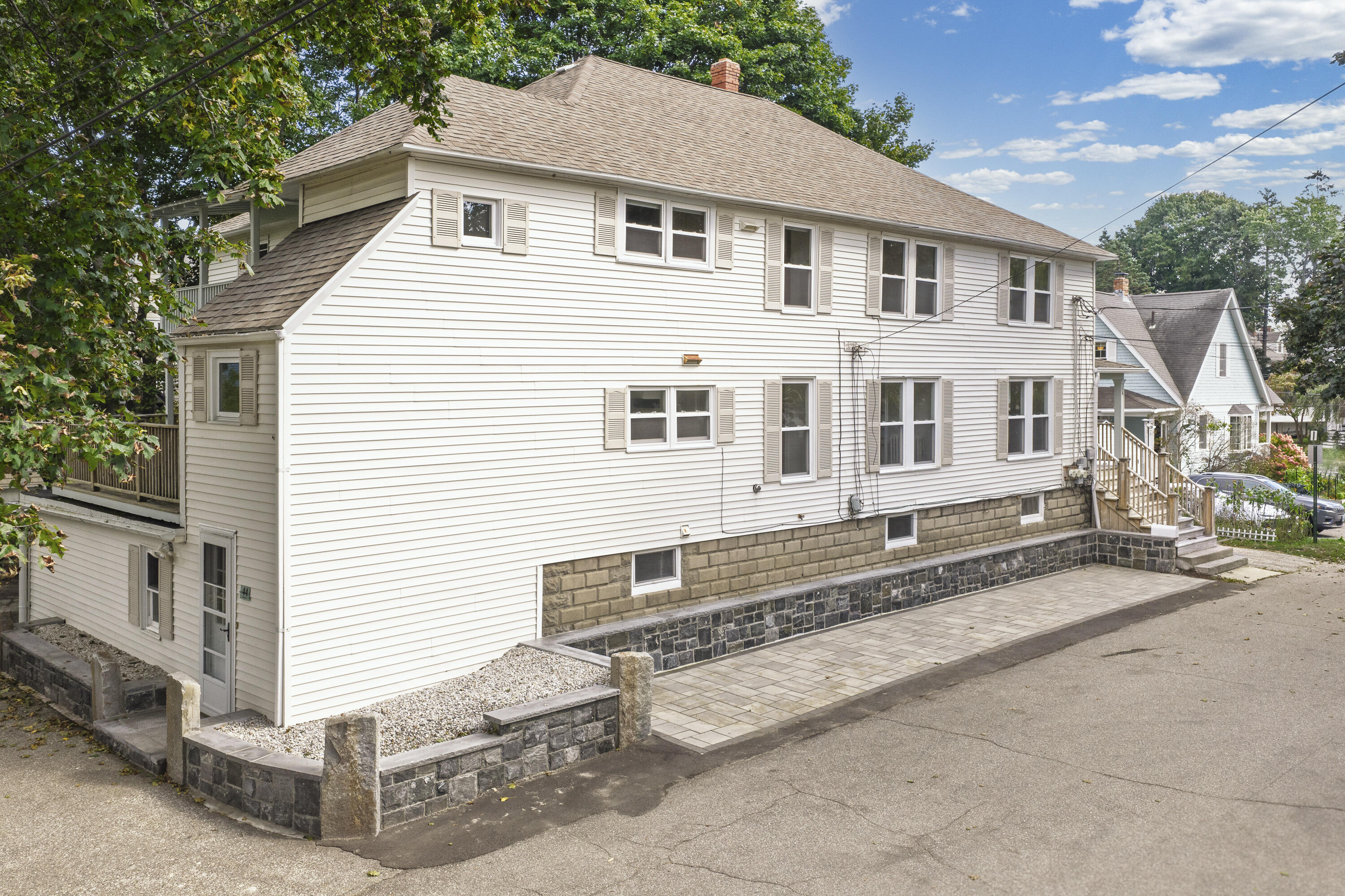 44 Warren Avenue, Cape Elizabeth, ME 04107 44 Warren Avenue Cape Elizabeth-03