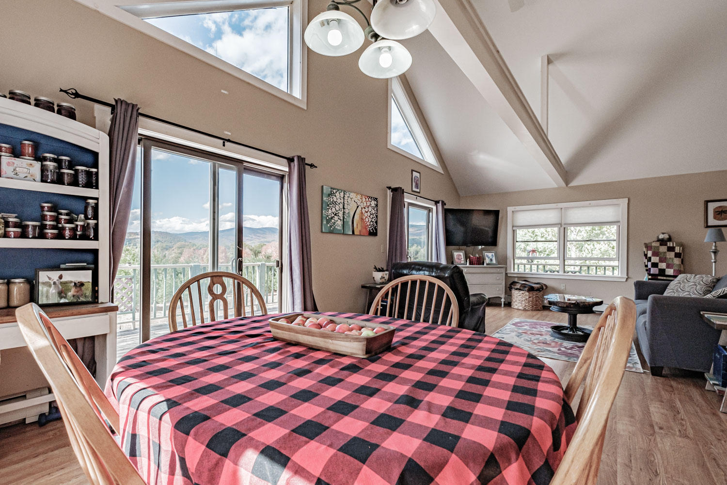 24 Mozees Way, Bethel, ME, 04217
