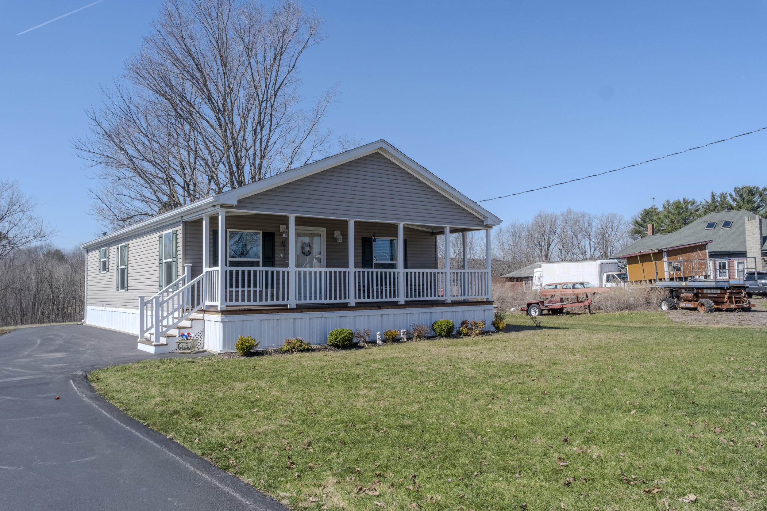 1032 Main Street, Vassalboro, ME, 04989