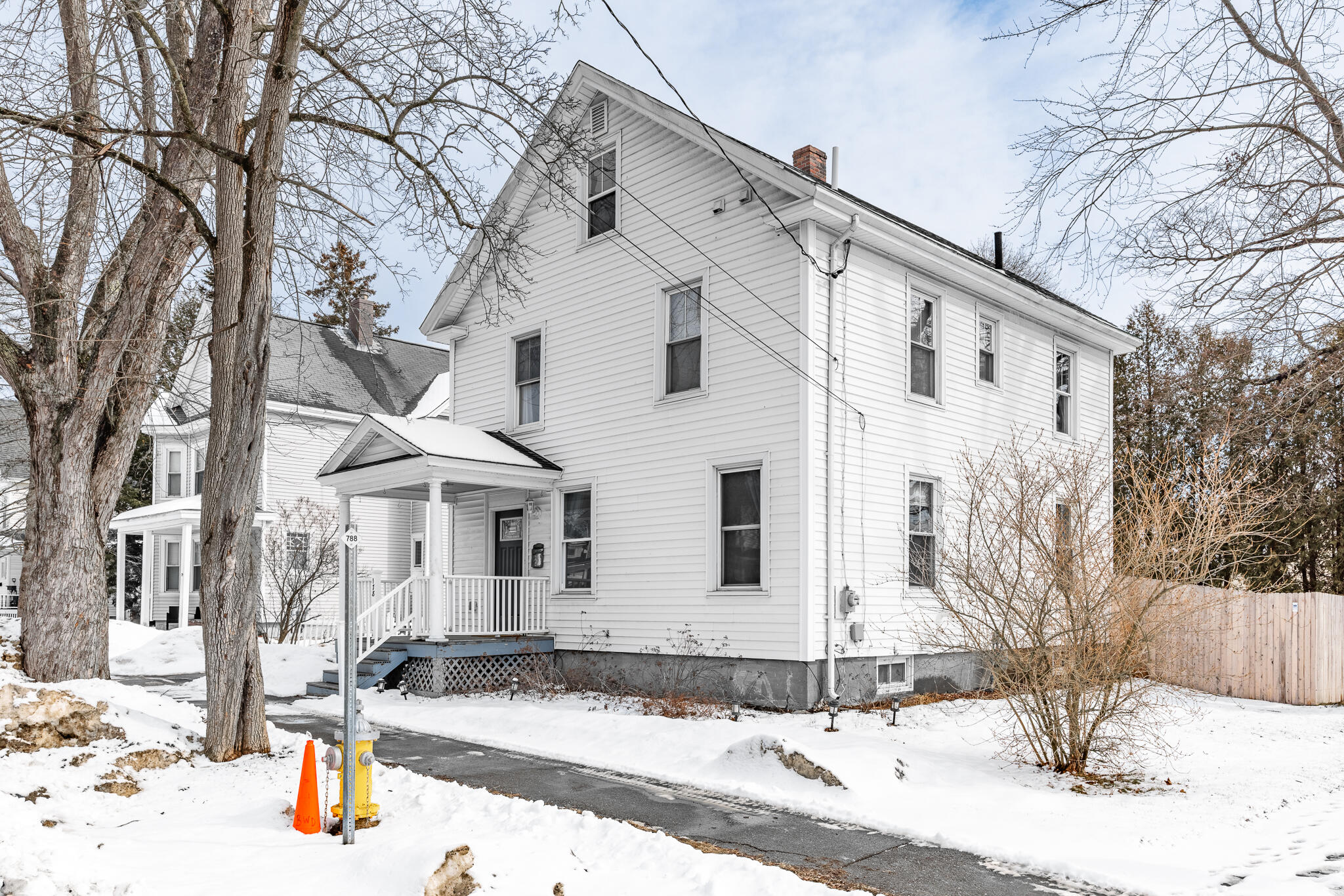 178 W Broadway, Bangor, ME, 04401