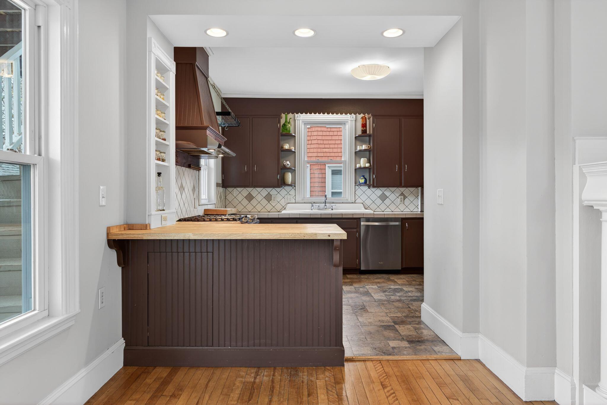 106 Dartmouth Street, Portland, ME, 04103 106 Dartmouth Street, Portland, ME, 04103