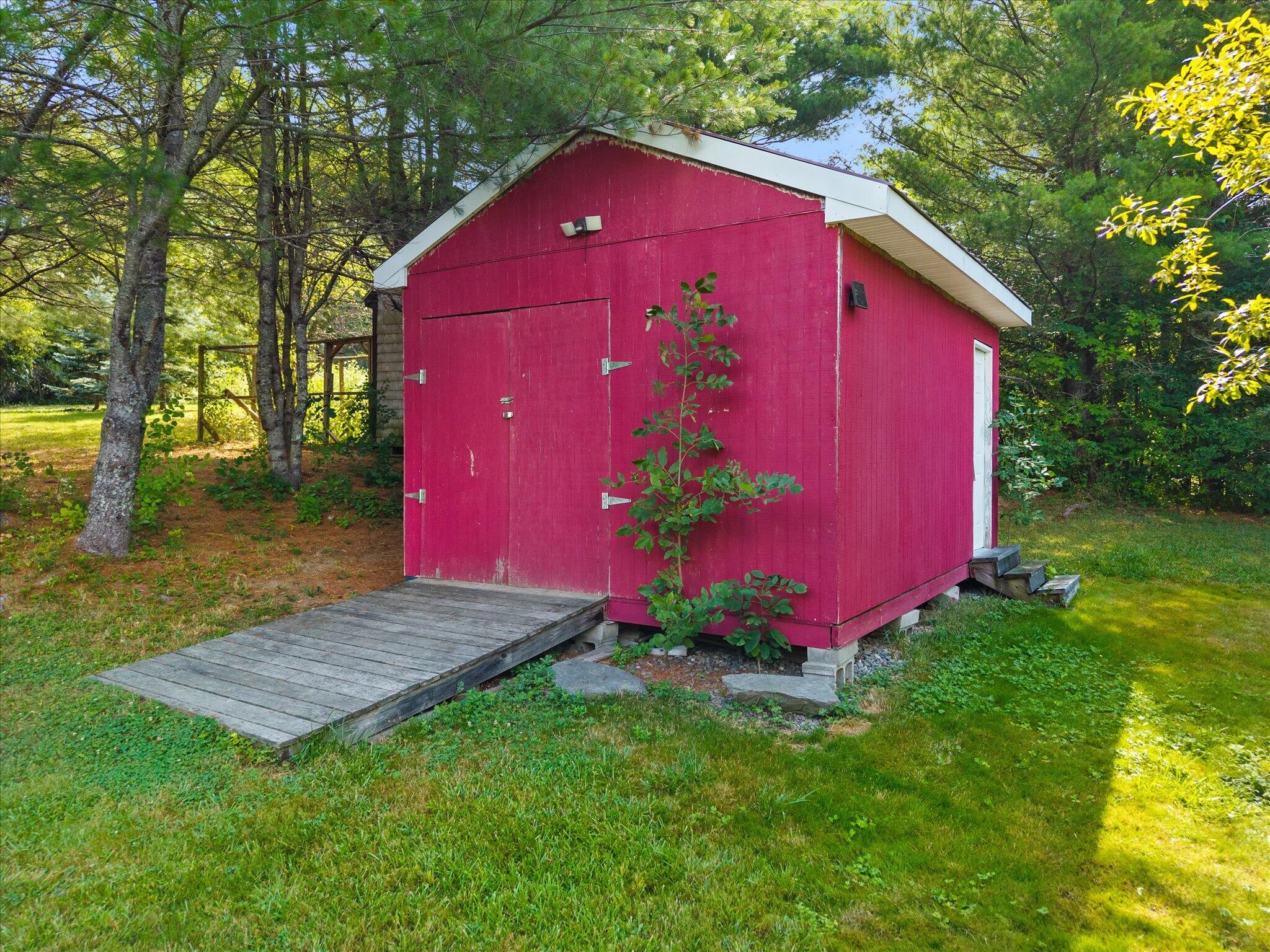 24 Coldbrook Road, Hampden, ME 04444 42-24 Coldbrook Rd
