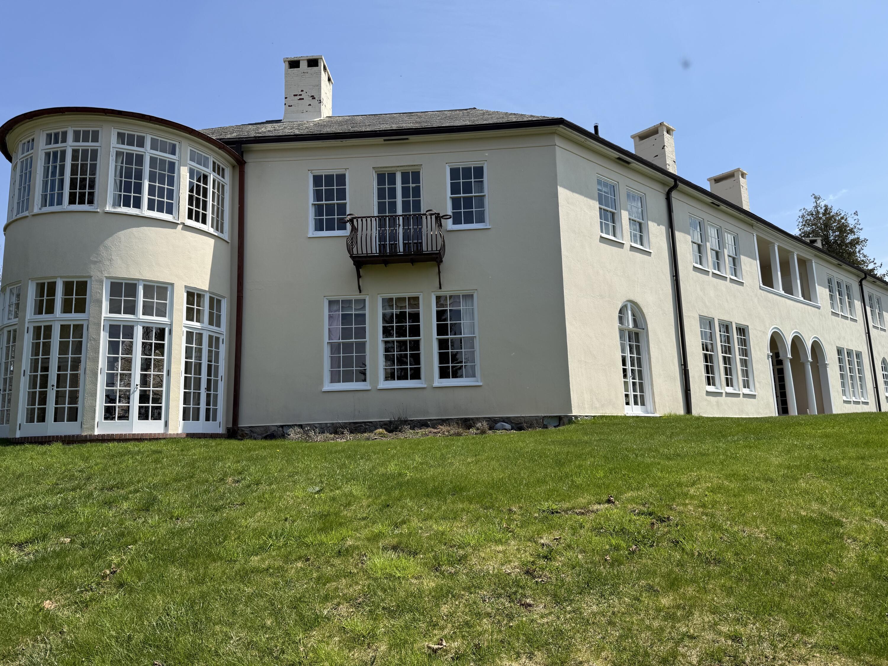 399 Hermit's Point Road, Islesboro, ME, 04848