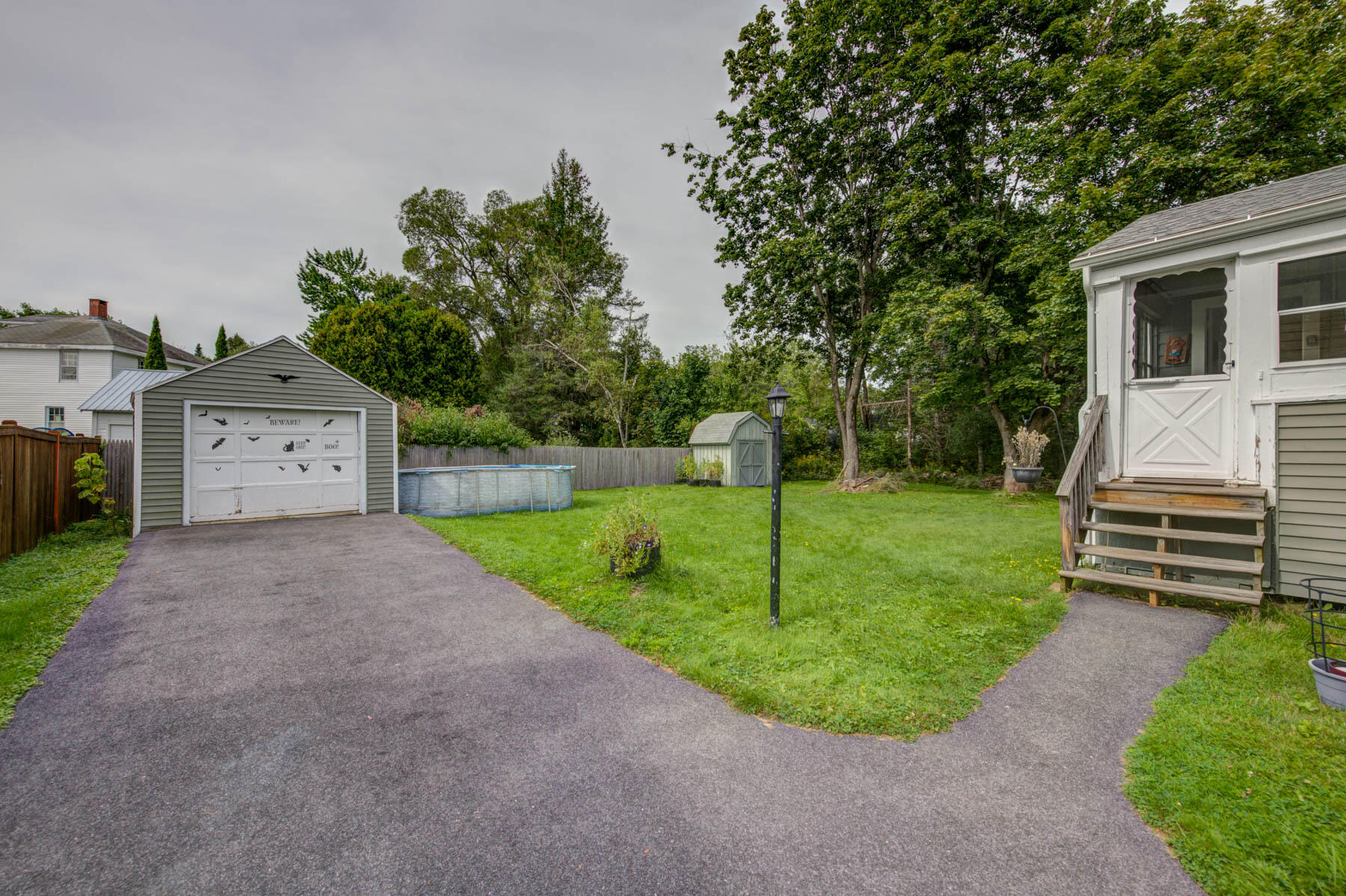 18 Fairlawn Avenue