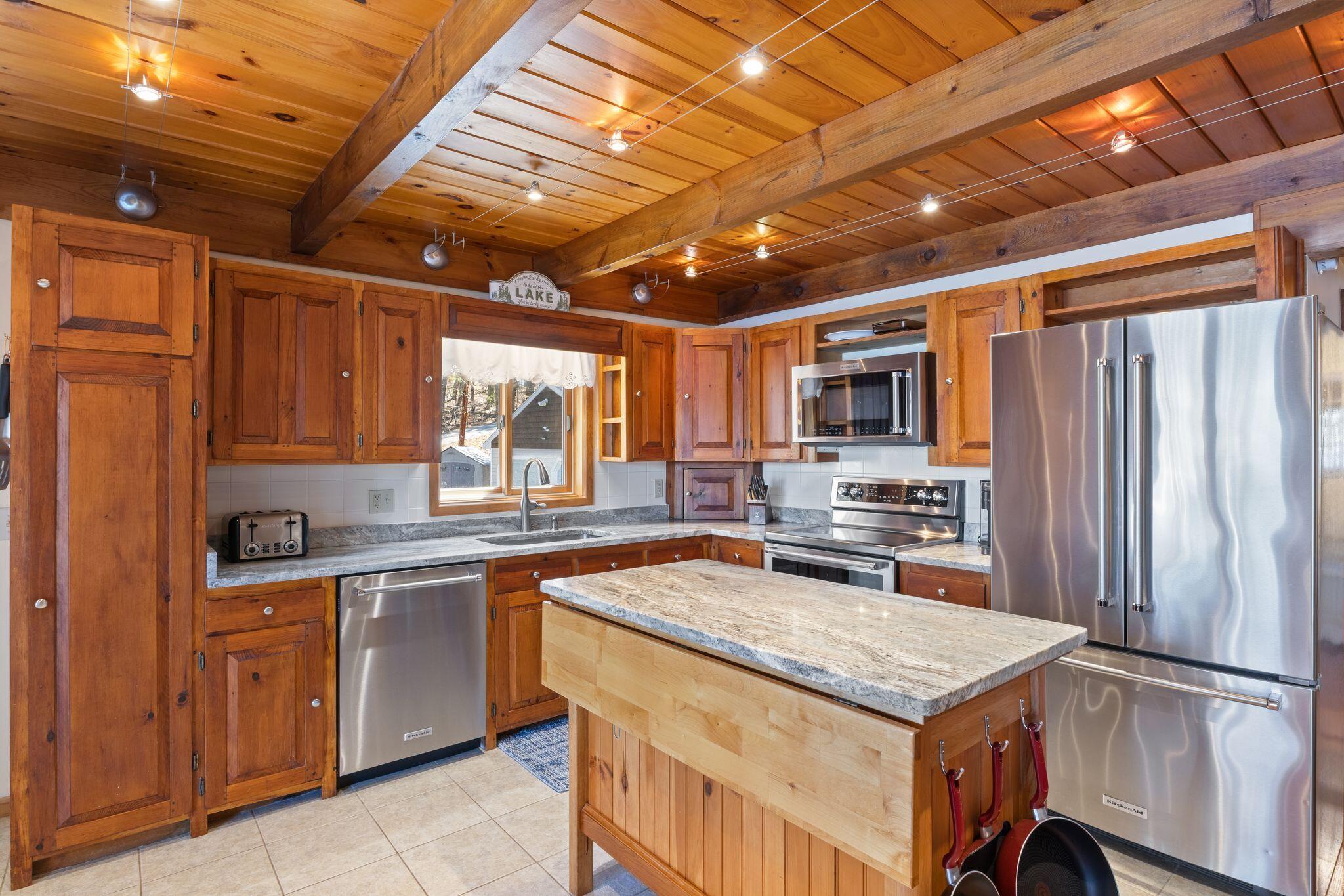 325 Concord Lane, Wakefield, NH, 03830