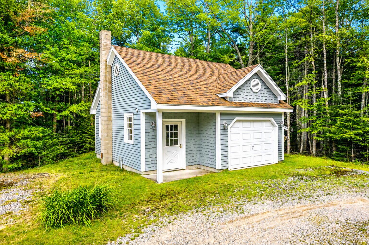 562 Rays Point Road, Milbridge, ME 04658 Garage with nice workshop space