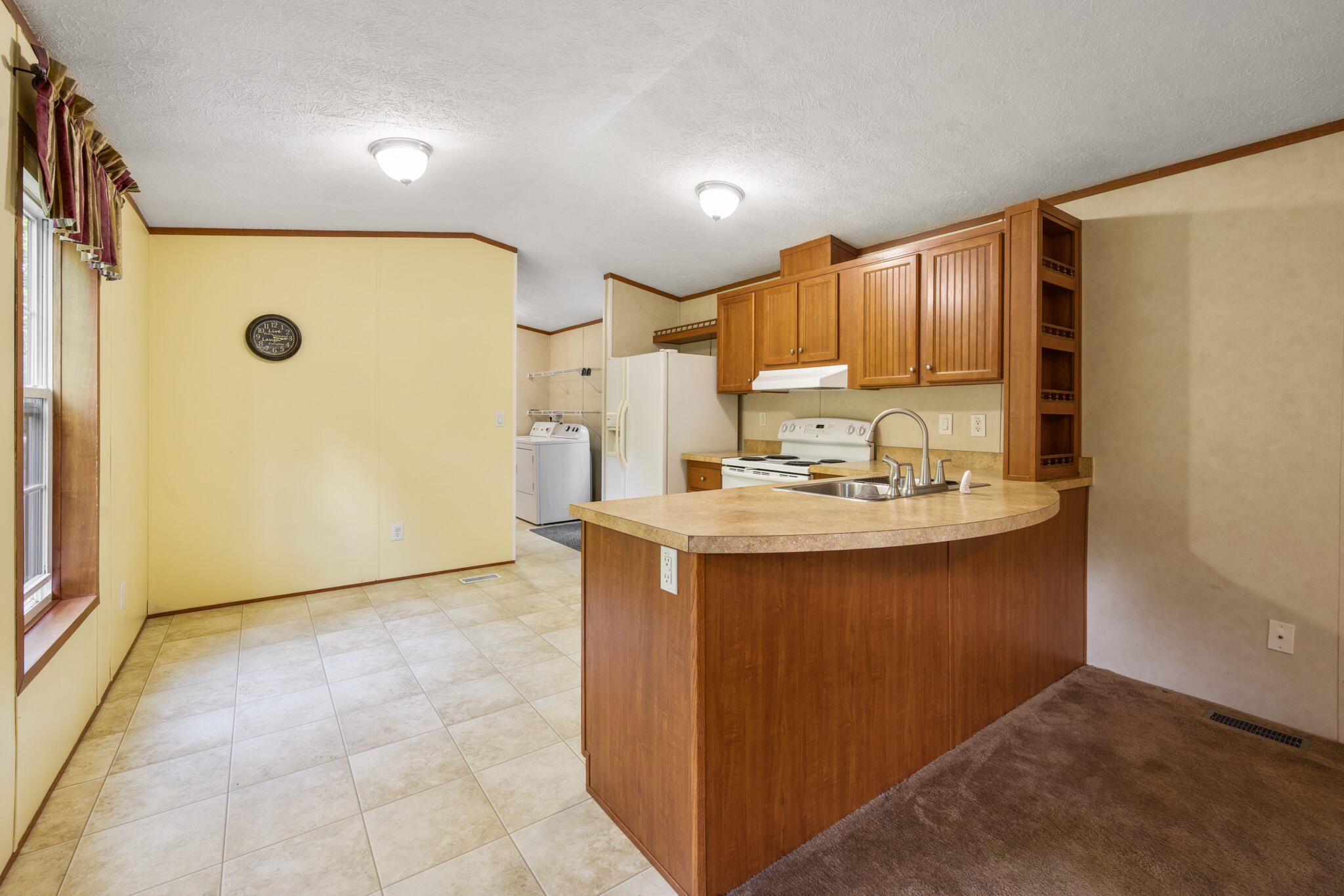 399 Tay Road, Kenduskeag, ME 04450 — photo 7