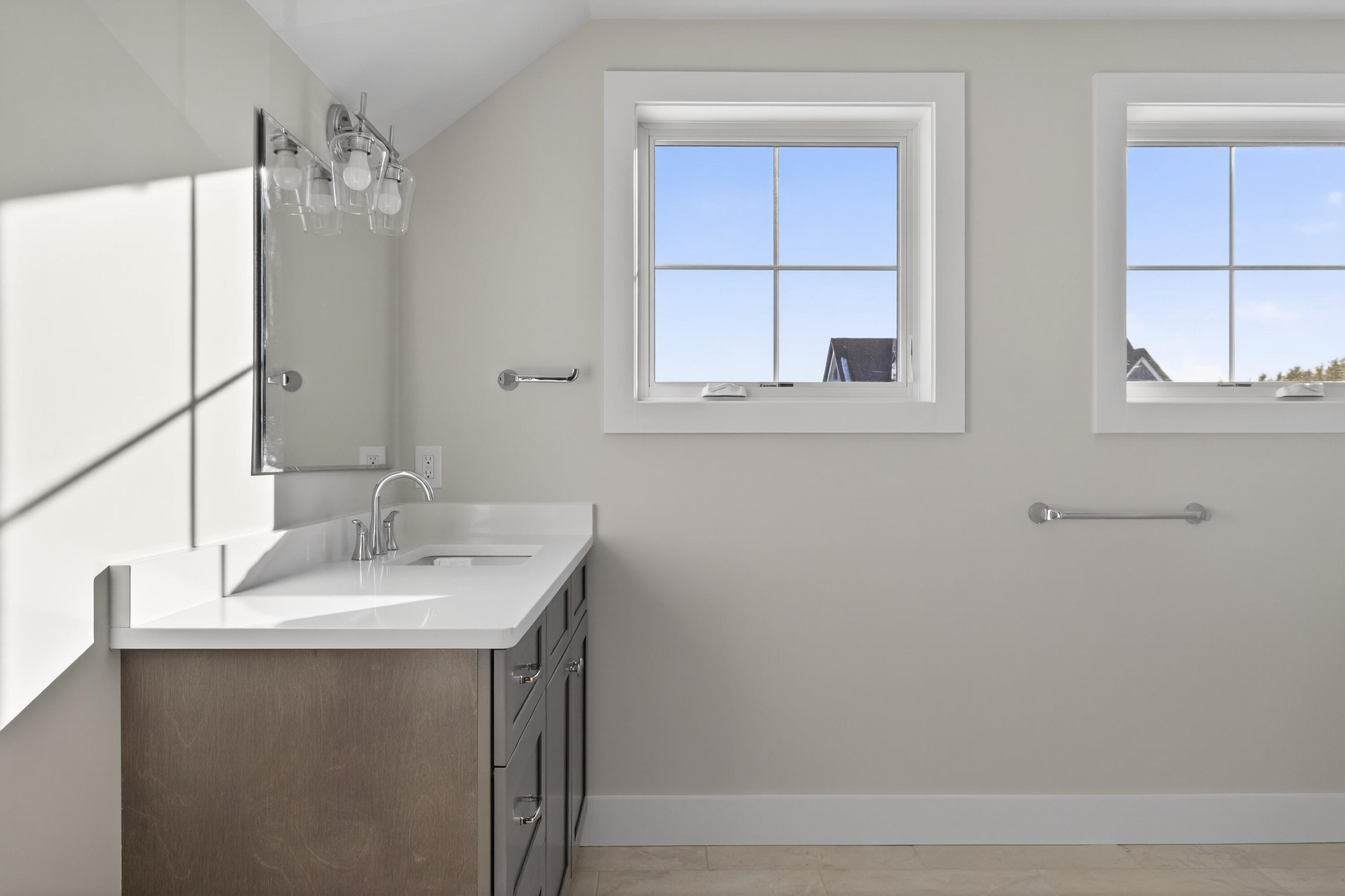 144 Owl's Nest Road, Portland, ME, 04102