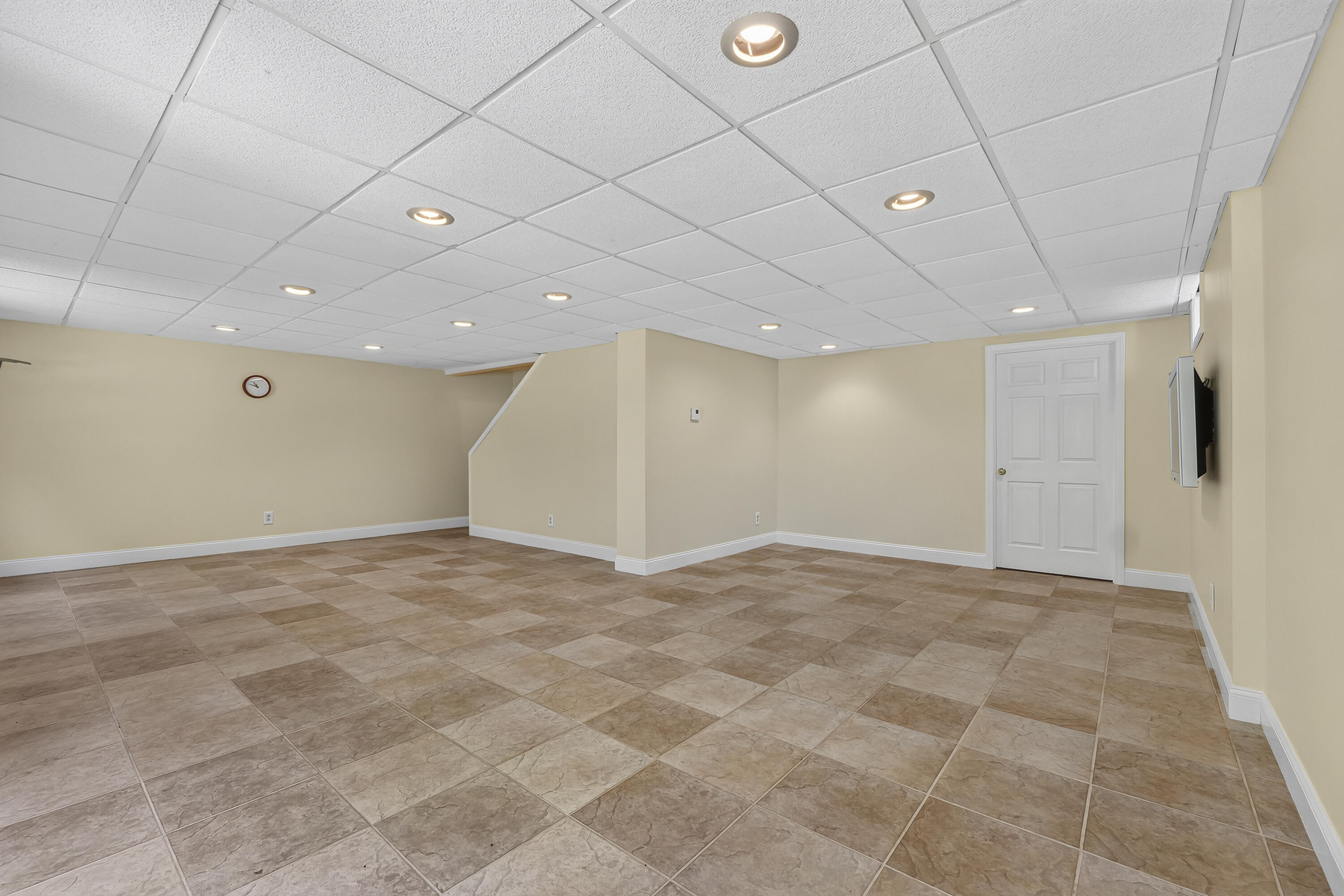 152 Sand Pond Rd, Sanford