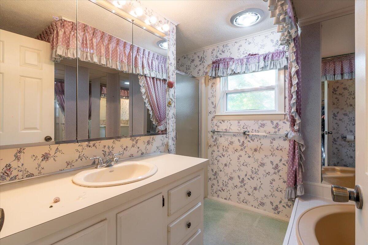 46 Cedar Drive, Warren, ME, 04864