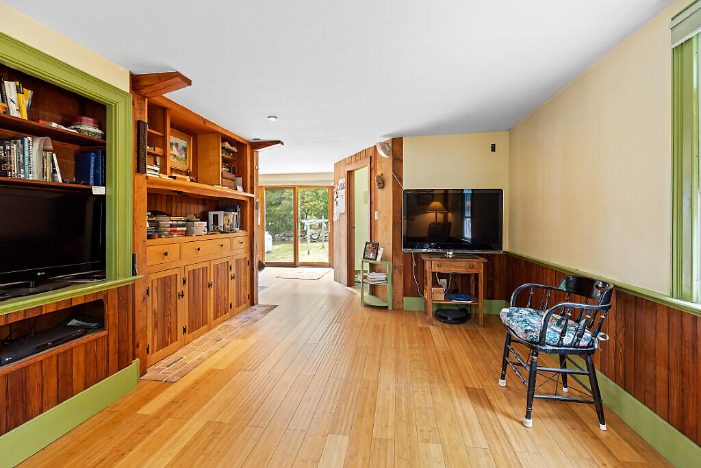 850 Lawrence Road, Pownal, ME, 04069