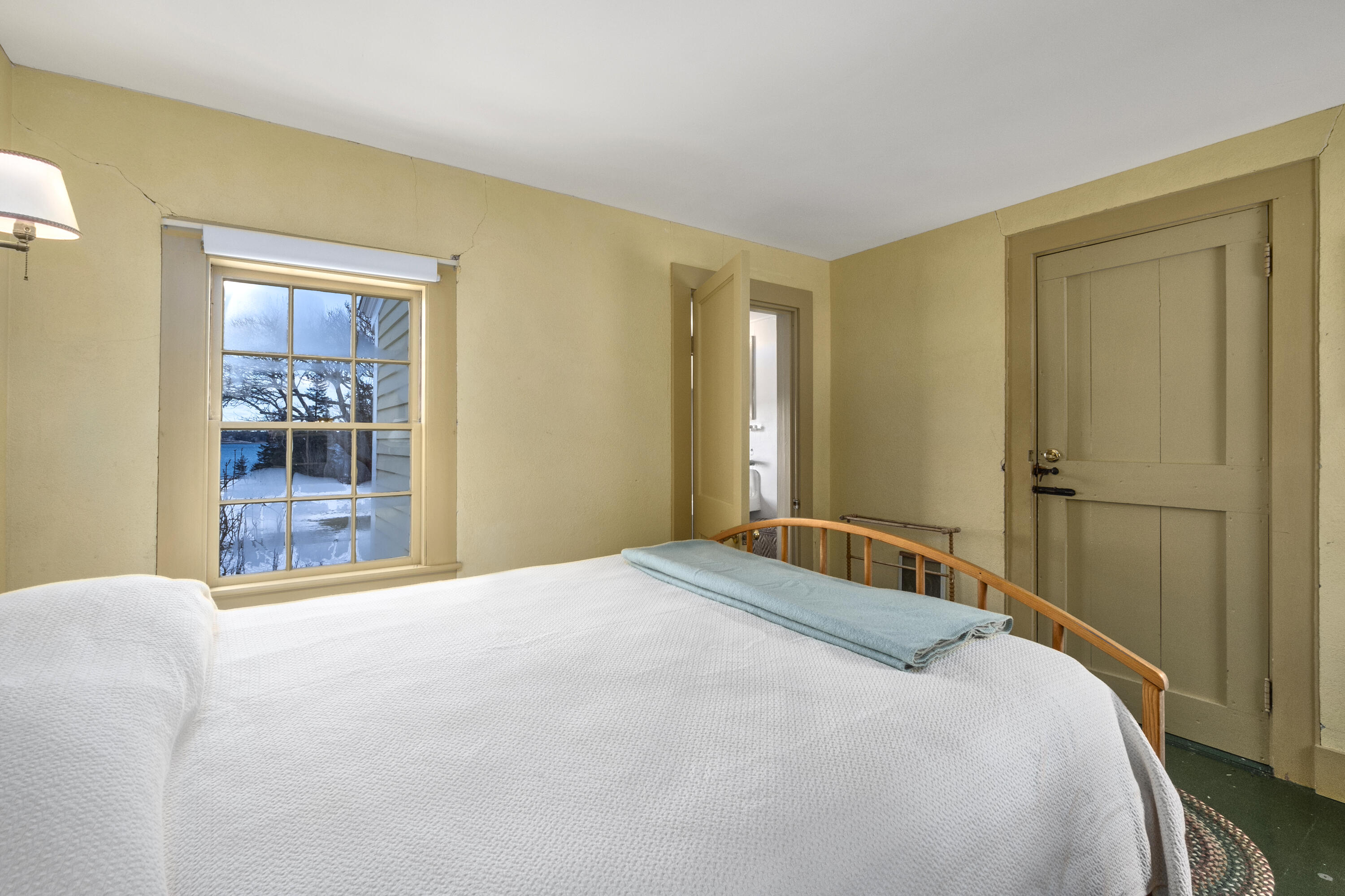 435 Seawall Road
