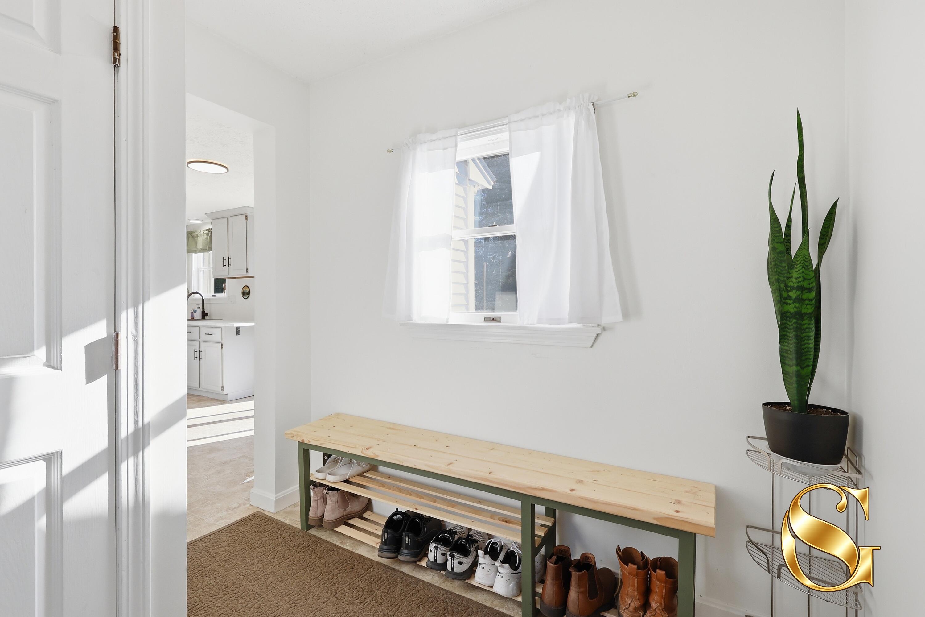 16 Coville Road, Topsham, ME 04086 18