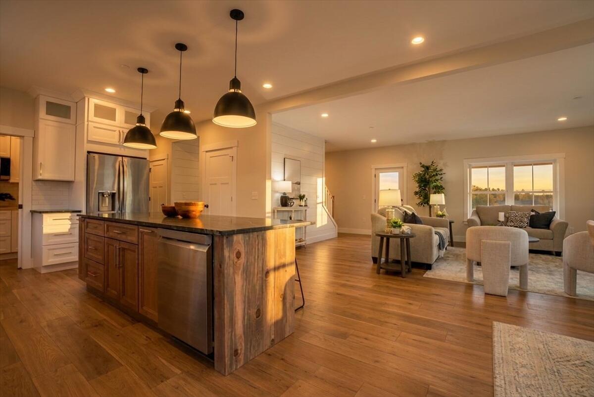 321 Pownal Road, Freeport, ME, 04032